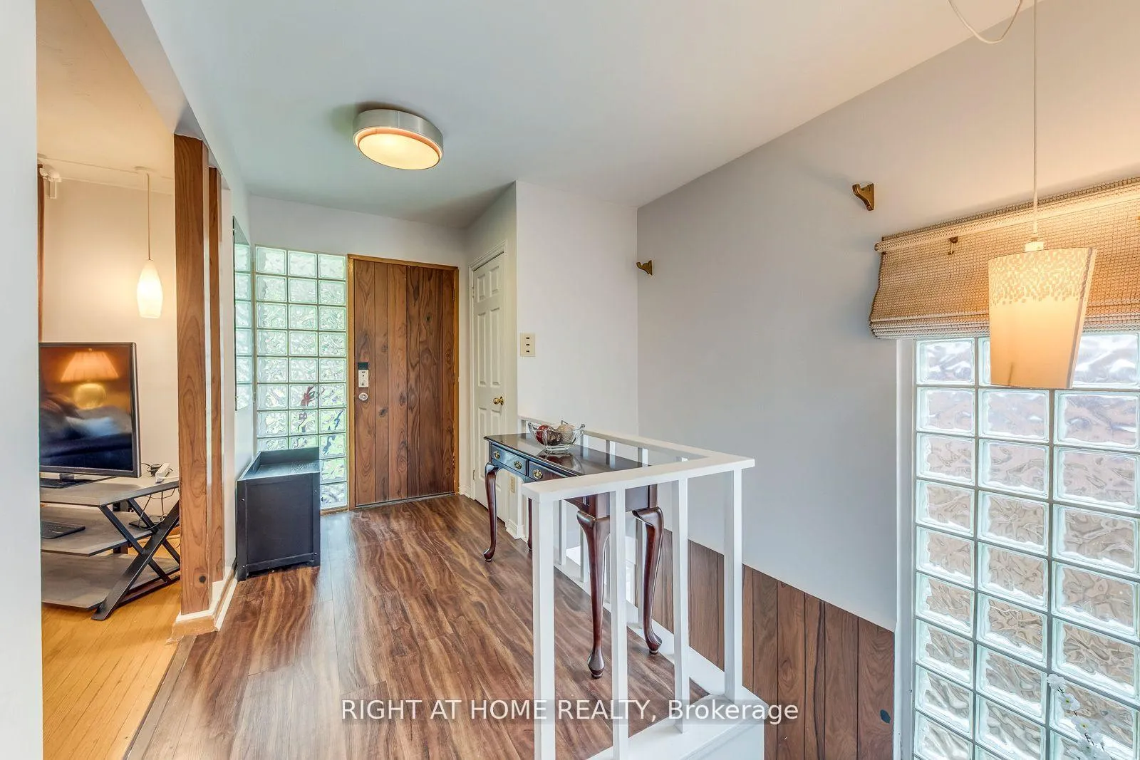Photo 5 of 145 Highland Park Boulevard, Markham, Grandview — HOMEH