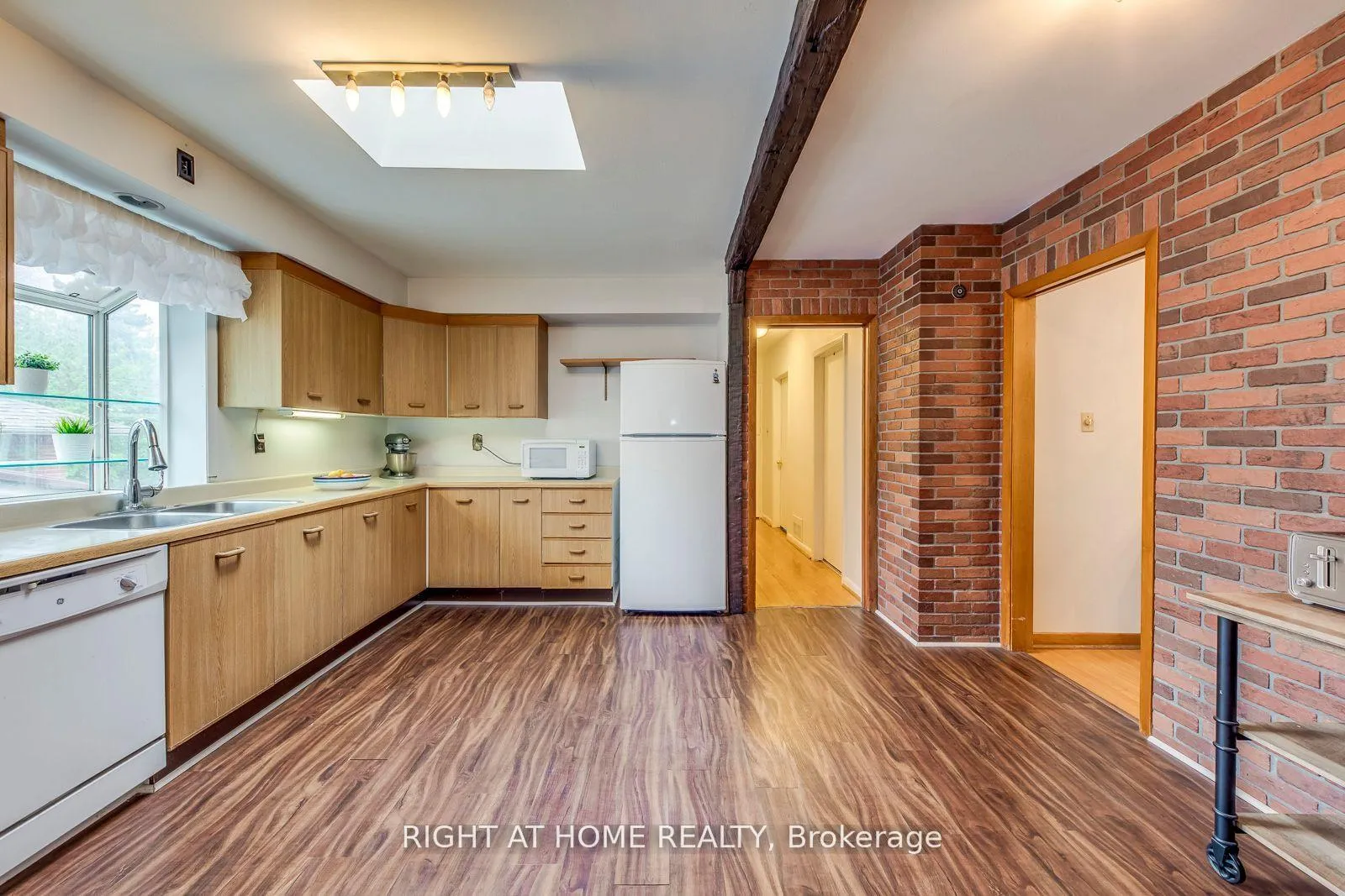Photo 19 of 145 Highland Park Boulevard, Markham, Grandview — HOMEH