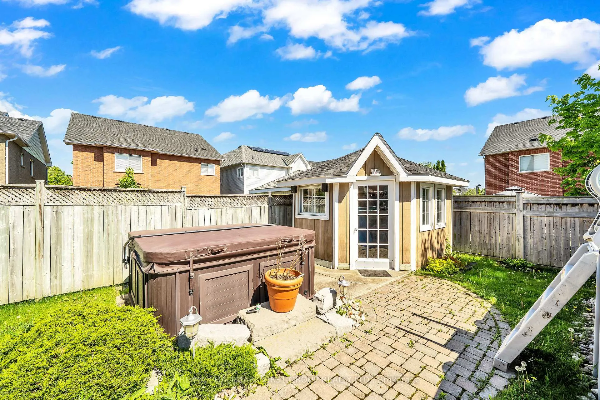Photo 38 of 1249 Leacock Court, Oshawa, Taunton — HOMEH