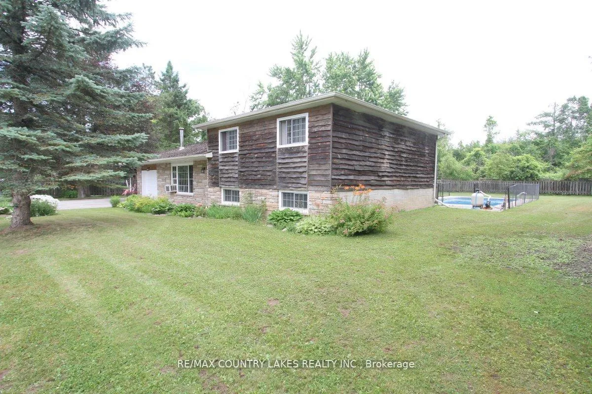 Photo 3 of 25725 Maple Beach Road, Brock, Rural Brock — HOMEH