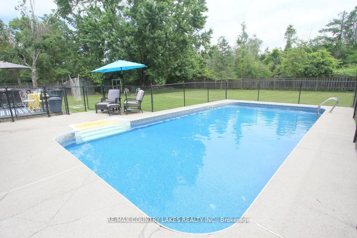 Photo 7 of 25725 Maple Beach Road, Brock, Rural Brock — HOMEH