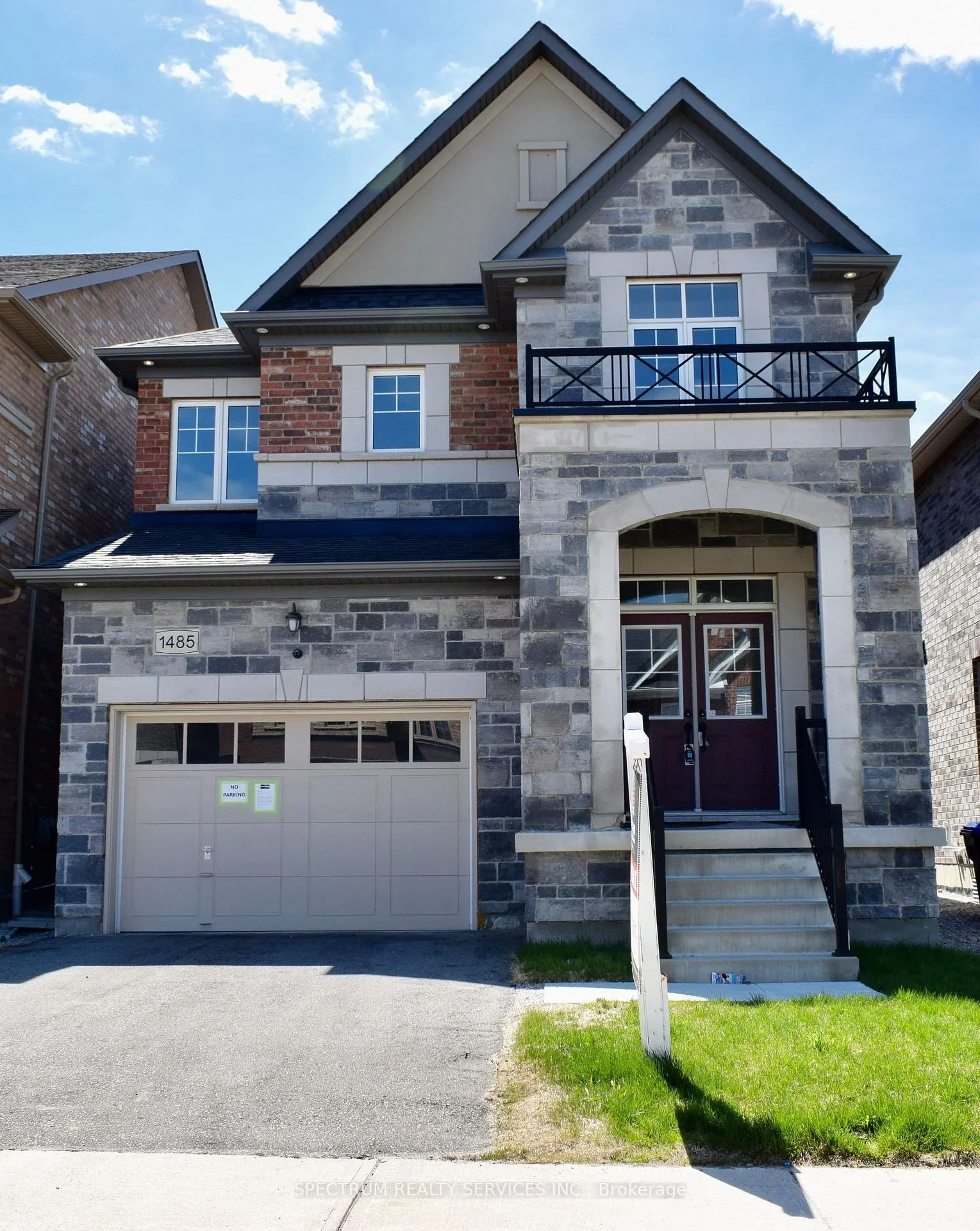Photo 2 of 1485 Tomkins Road, Innisfil, Alcona — HOMEH