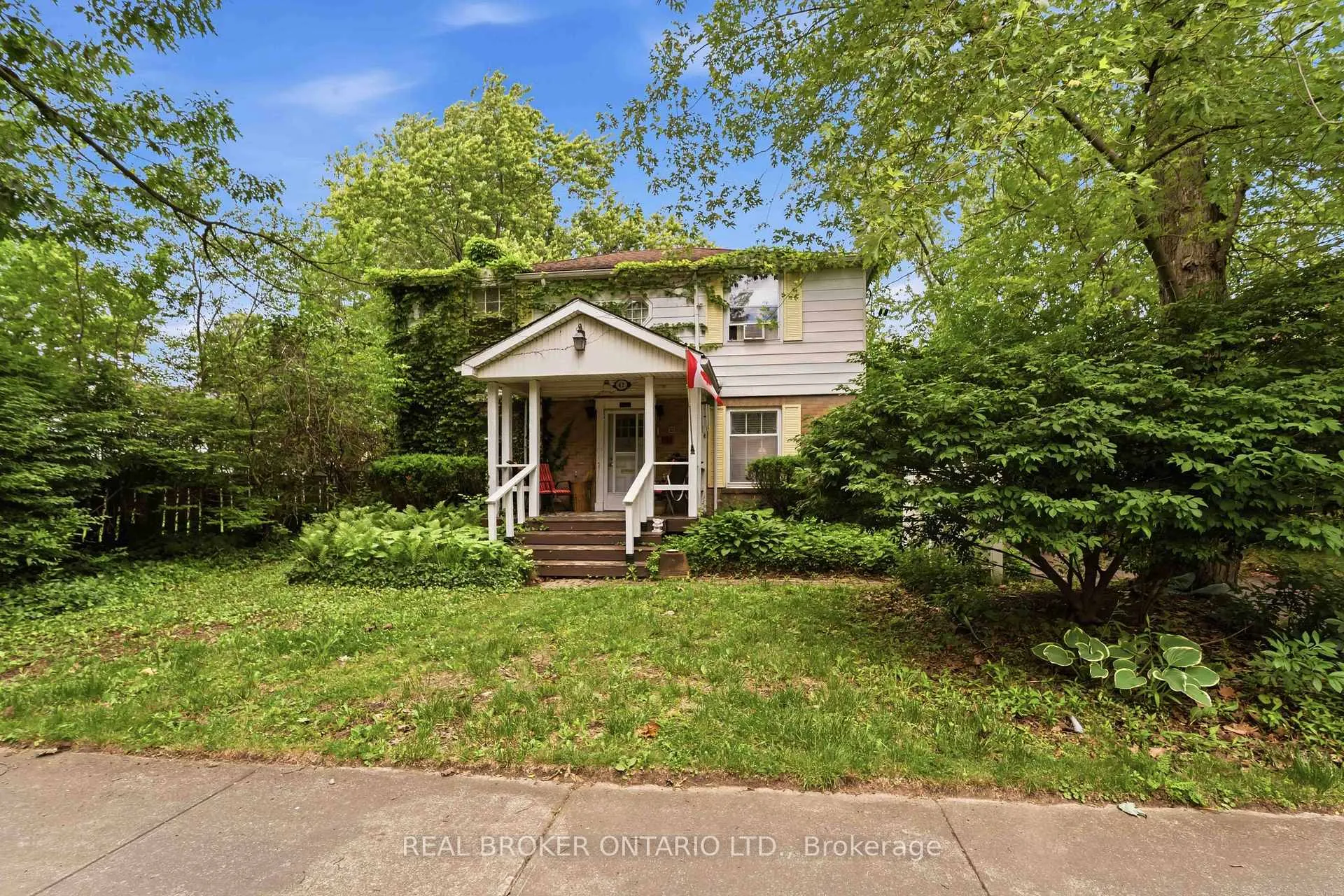 Photo 3 of 42 Price Avenue, Welland, Prince Charles — HOMEH