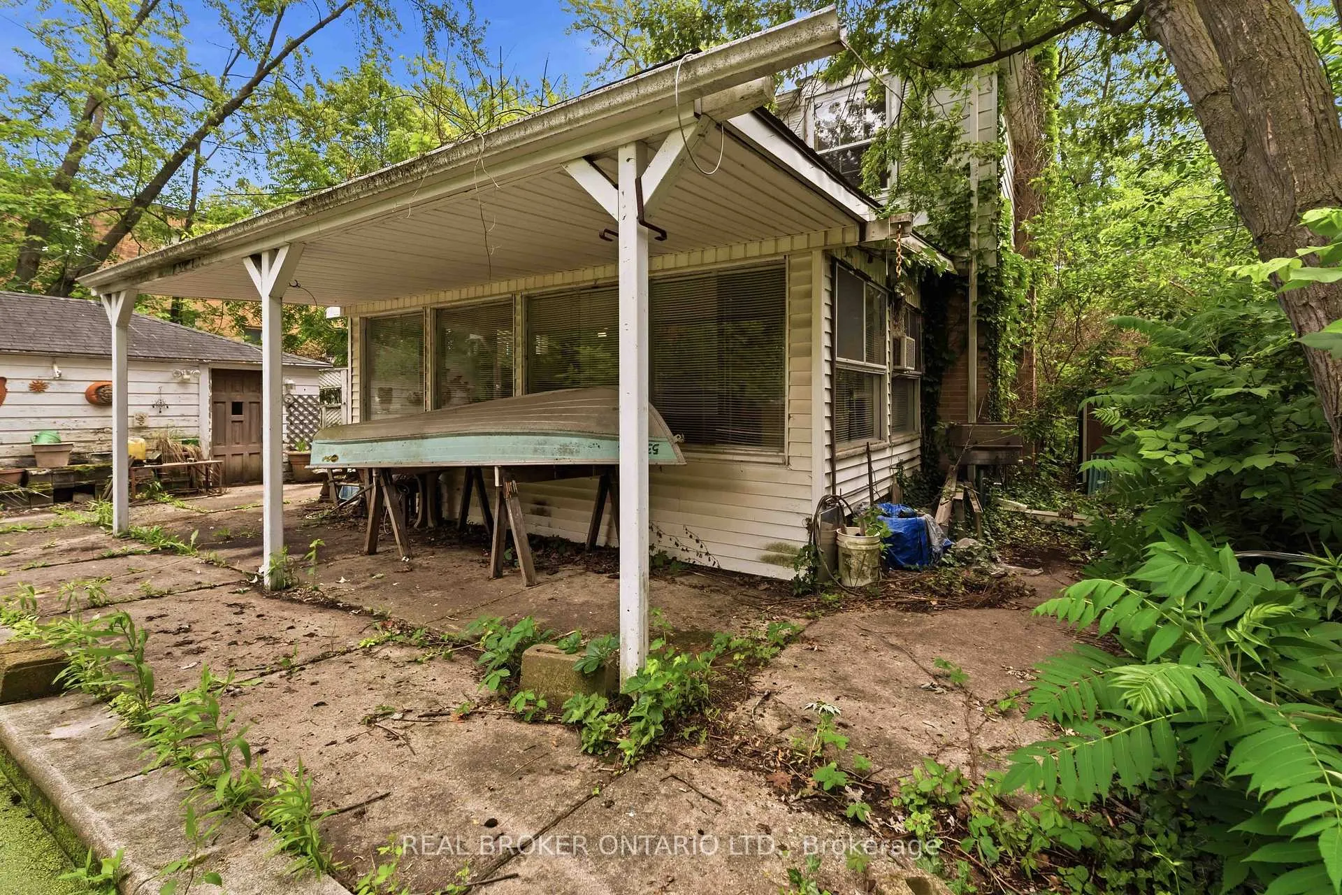 Photo 43 of 42 Price Avenue, Welland, Prince Charles — HOMEH