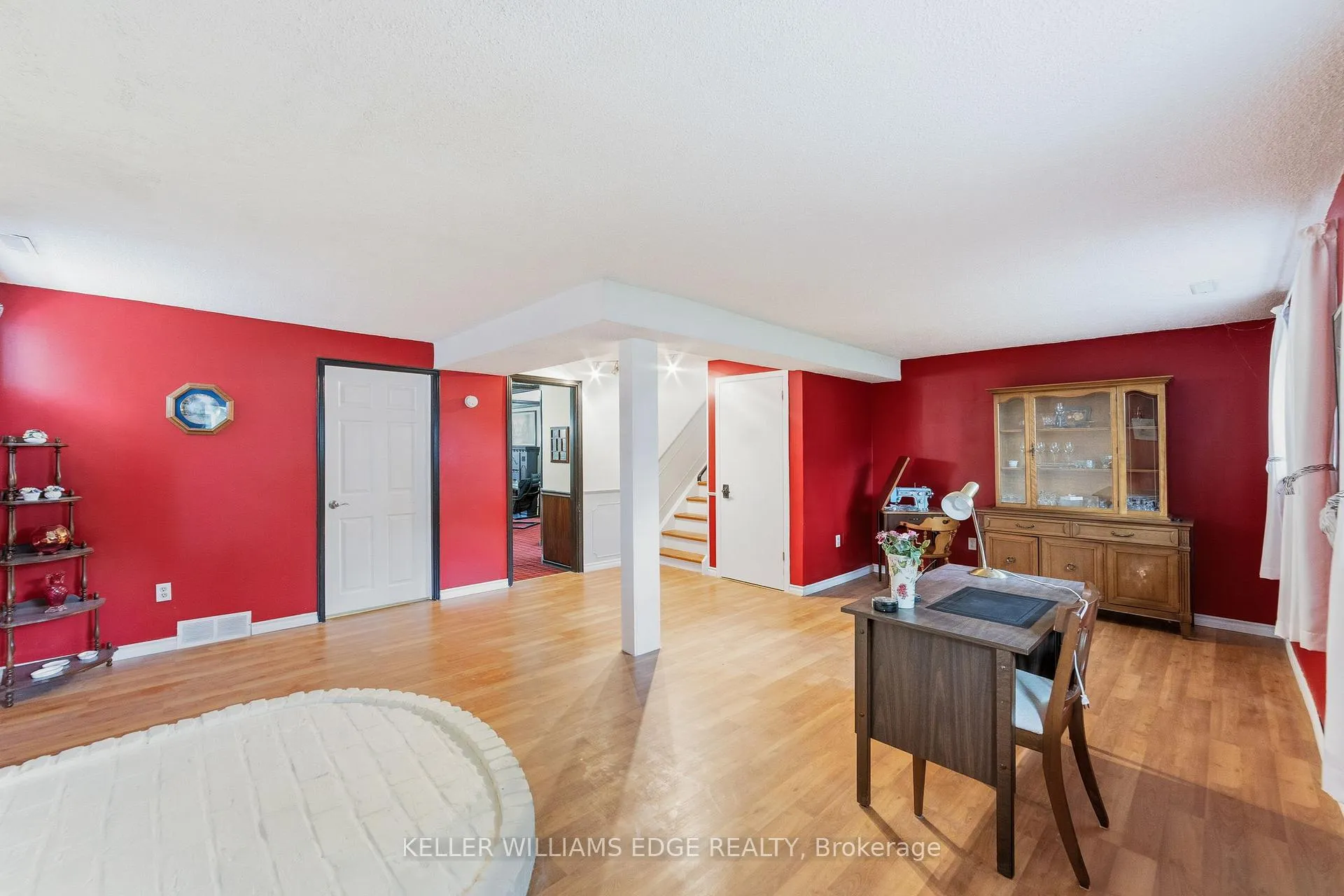 Photo 22 of 644 Lomond Crescent, Burlington, Shoreacres — HOMEH