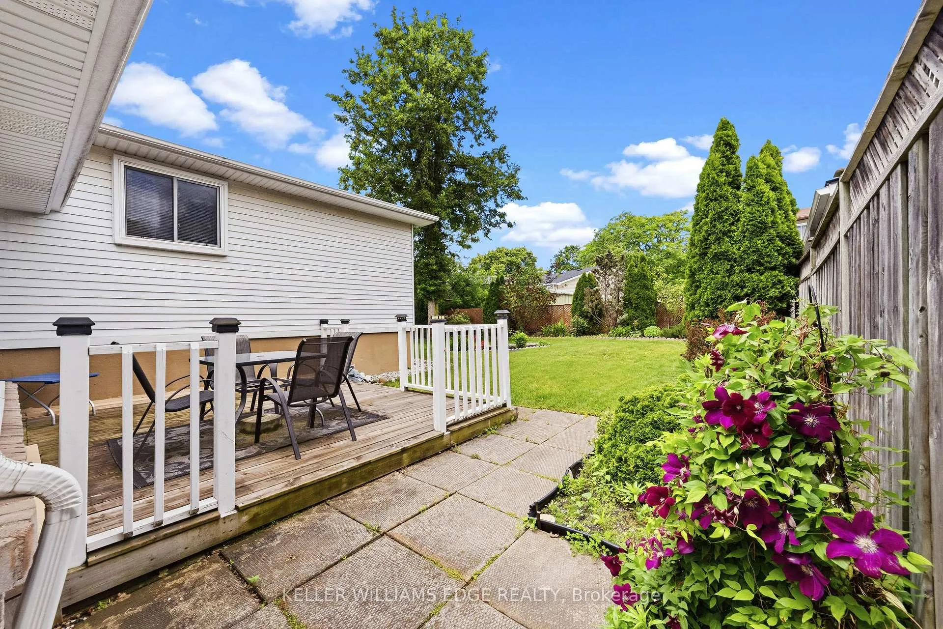 Photo 29 of 644 Lomond Crescent, Burlington, Shoreacres — HOMEH