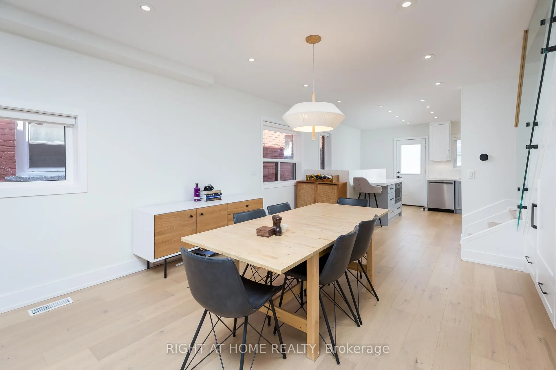 Photo 13 of 171 Gilbert Avenue, Toronto, Corso Italia-Davenport — HOMEH