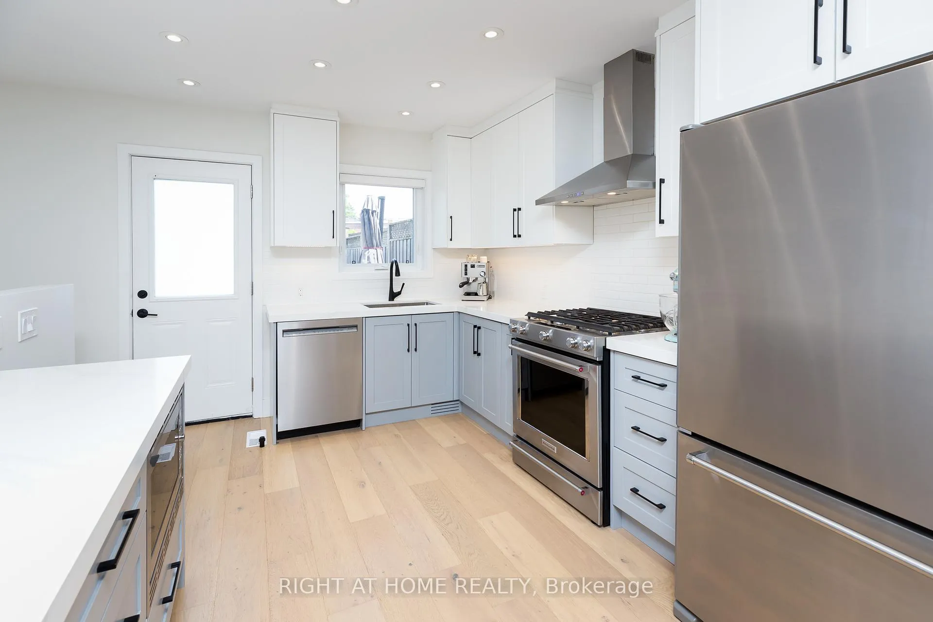 Photo 14 of 171 Gilbert Avenue, Toronto, Corso Italia-Davenport — HOMEH