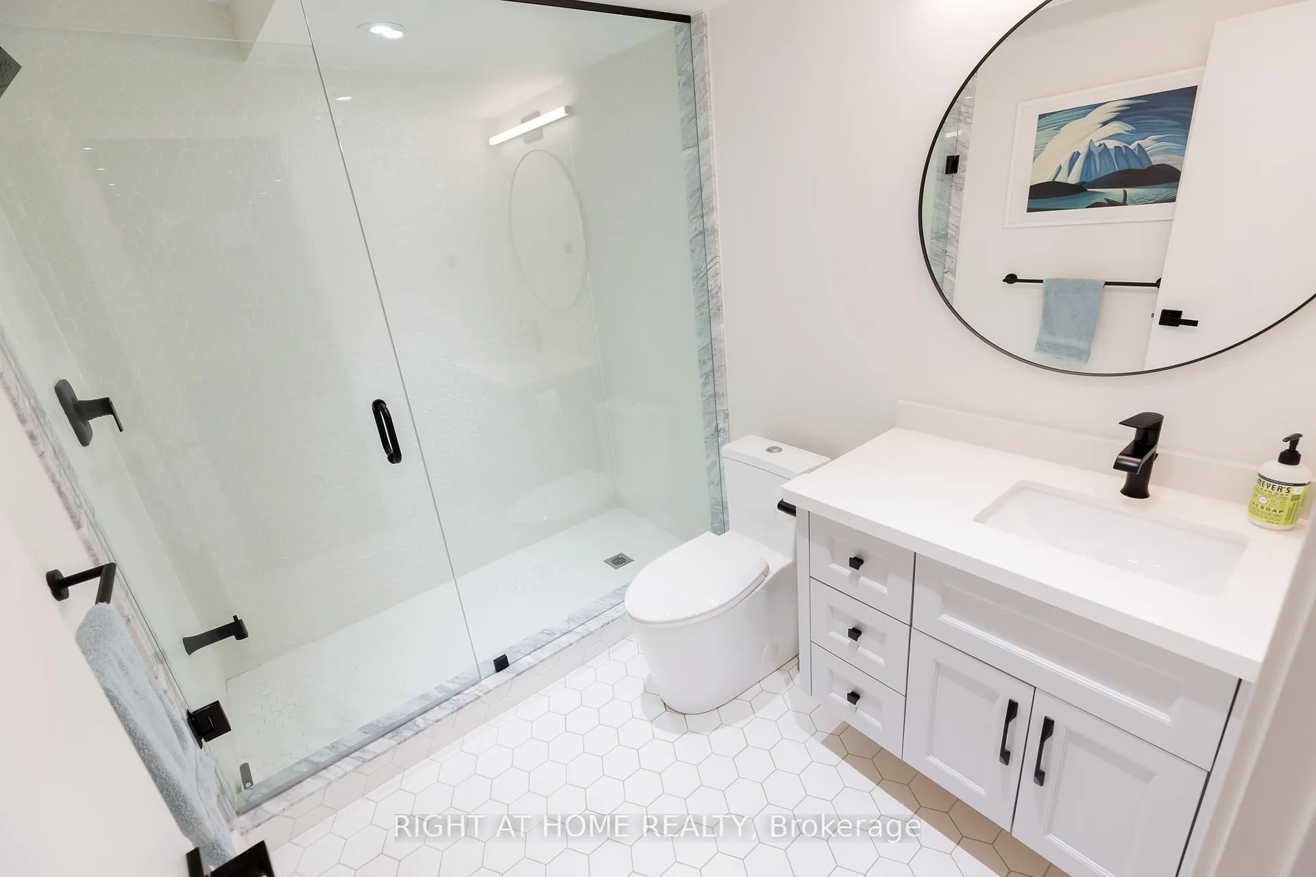 Photo 20 of 171 Gilbert Avenue, Toronto, Corso Italia-Davenport — HOMEH
