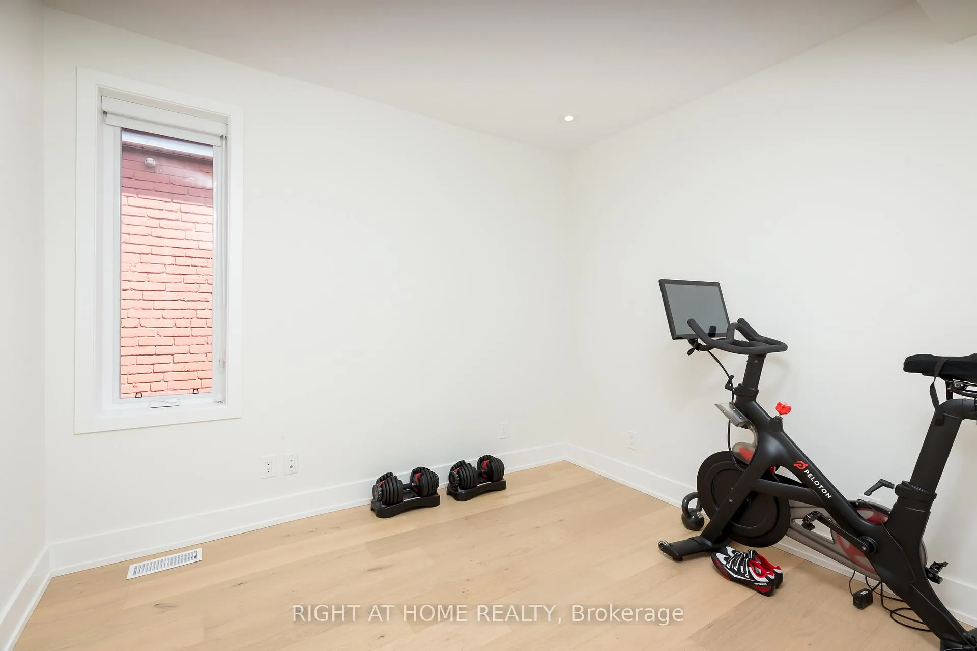 Photo 22 of 171 Gilbert Avenue, Toronto, Corso Italia-Davenport — HOMEH