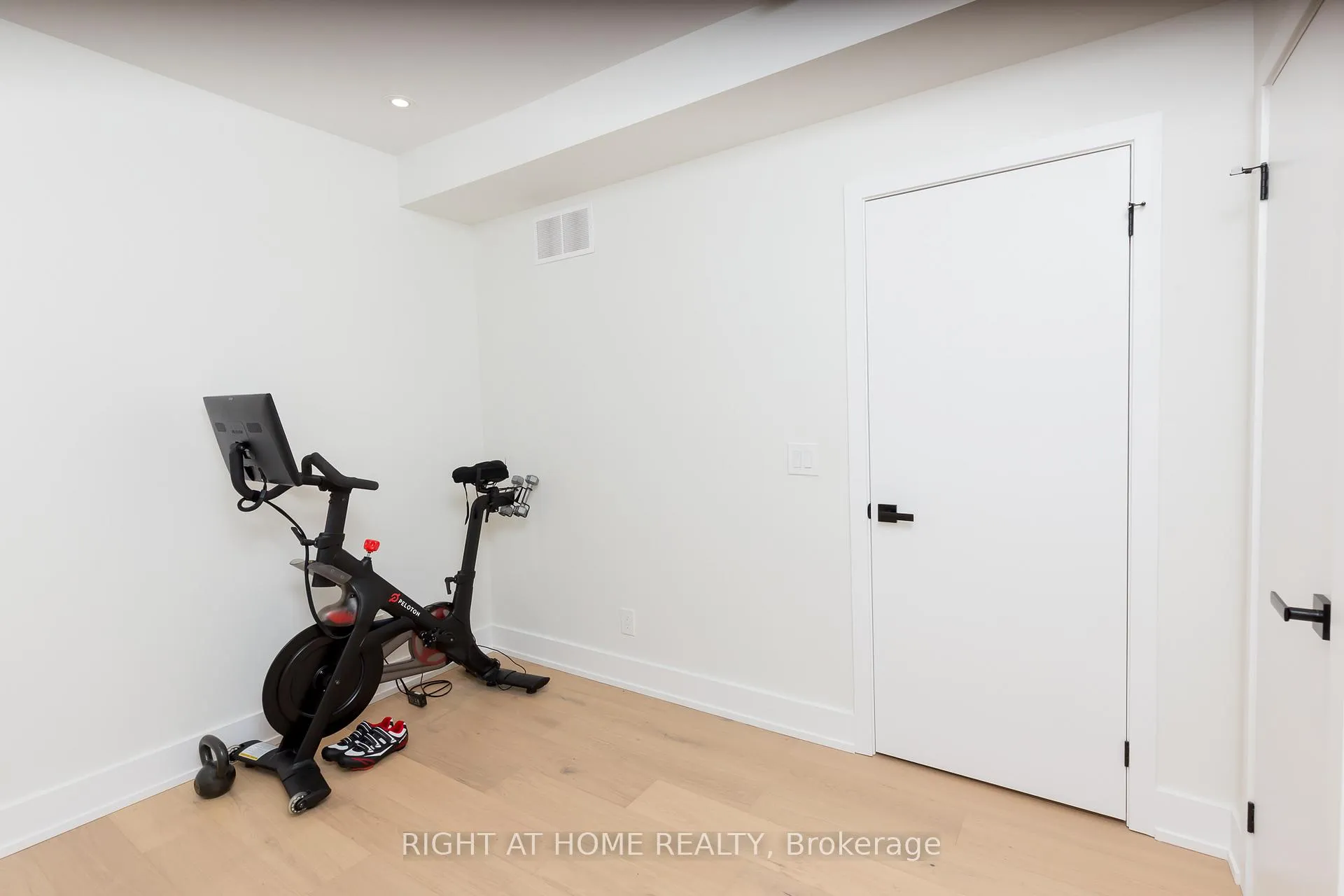 Photo 24 of 171 Gilbert Avenue, Toronto, Corso Italia-Davenport — HOMEH
