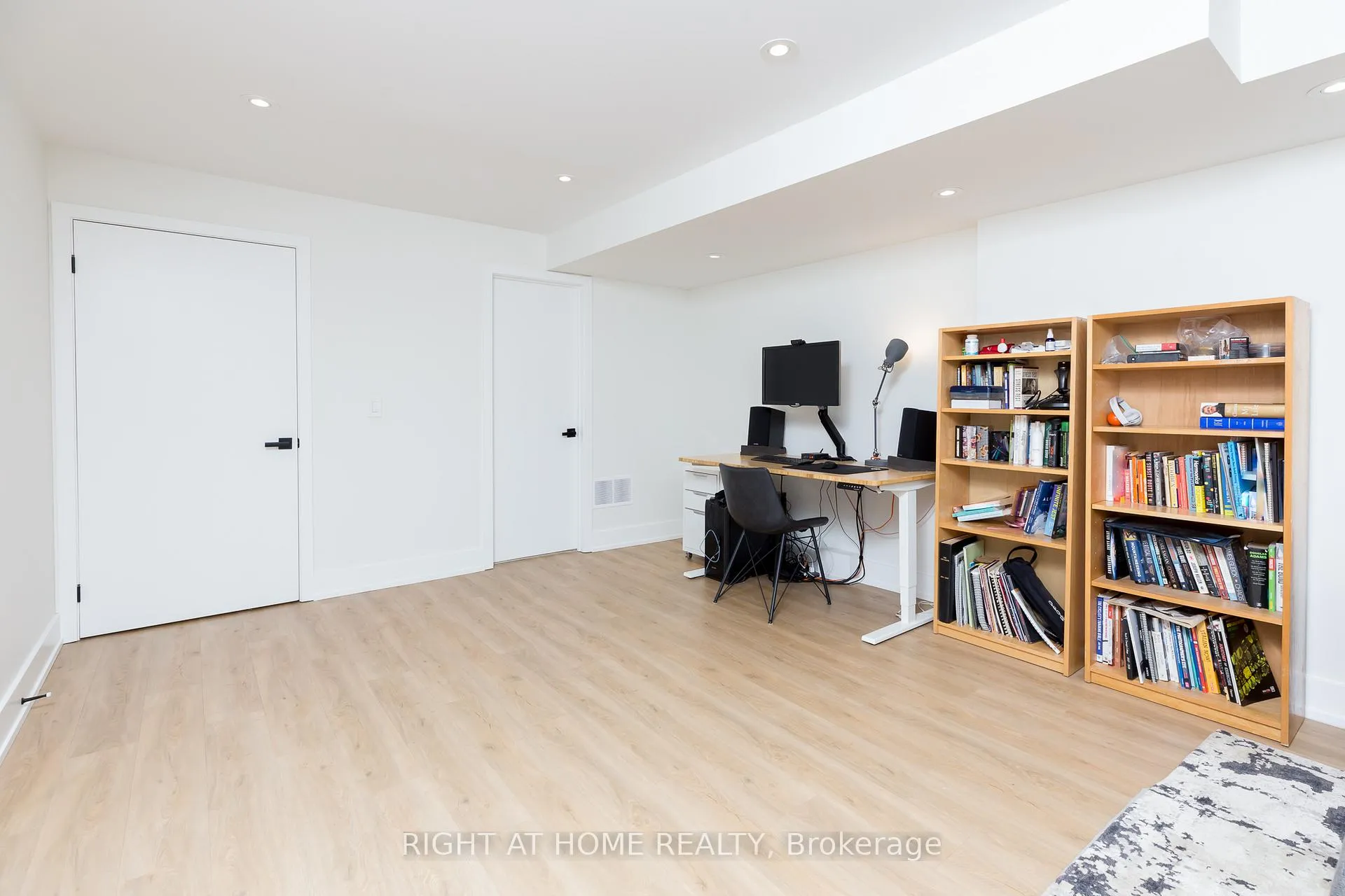 Photo 25 of 171 Gilbert Avenue, Toronto, Corso Italia-Davenport — HOMEH