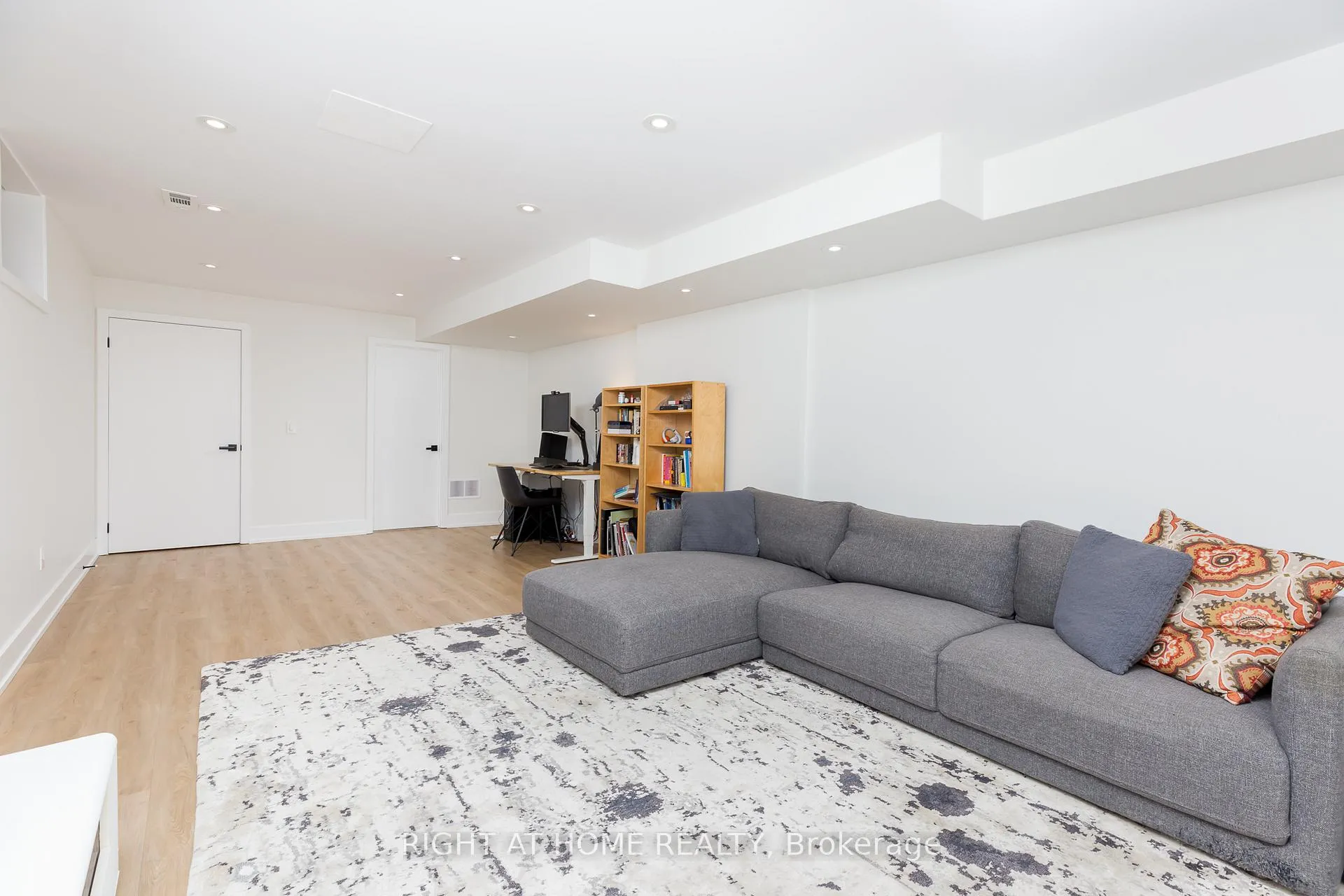 Photo 27 of 171 Gilbert Avenue, Toronto, Corso Italia-Davenport — HOMEH