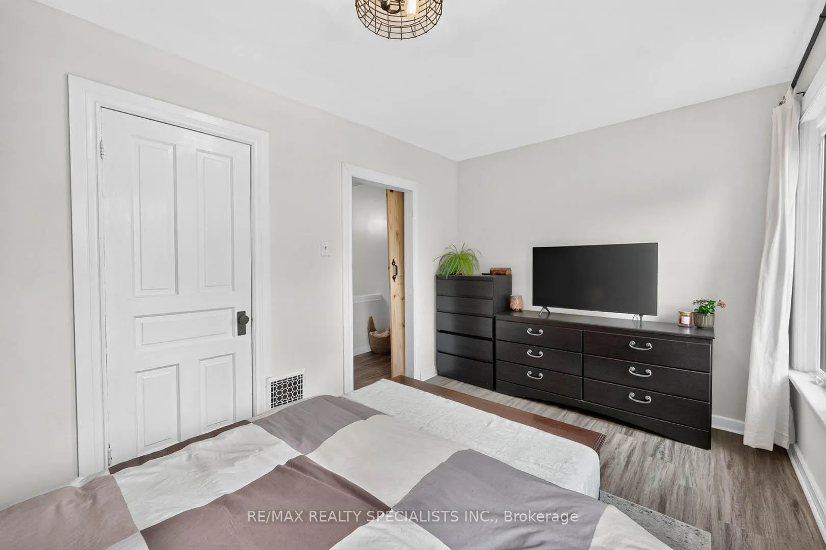 Photo 29 of 56 Cumberland Avenue, Hamilton, St. Clair — HOMEH