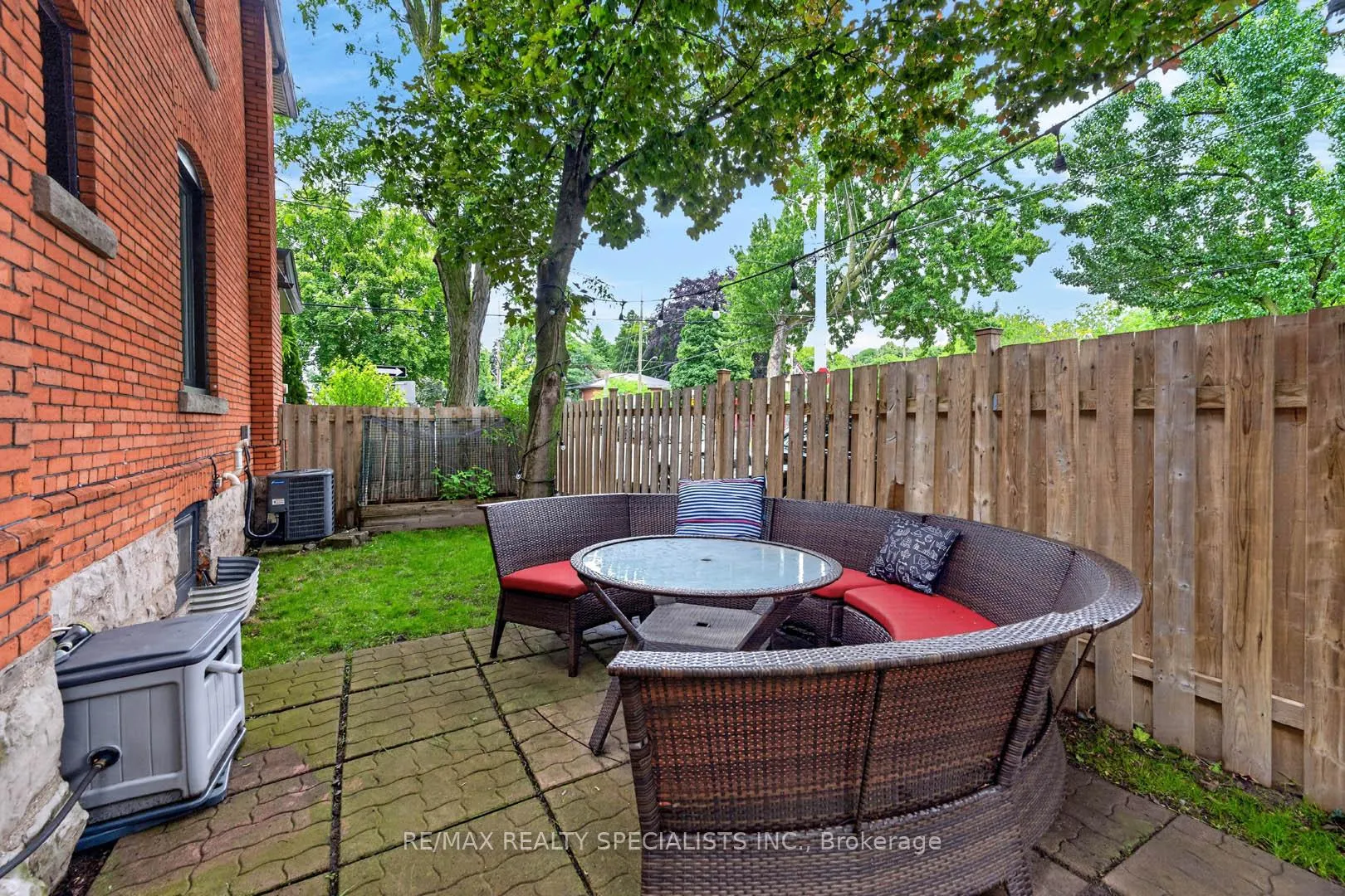 Photo 43 of 56 Cumberland Avenue, Hamilton, St. Clair — HOMEH