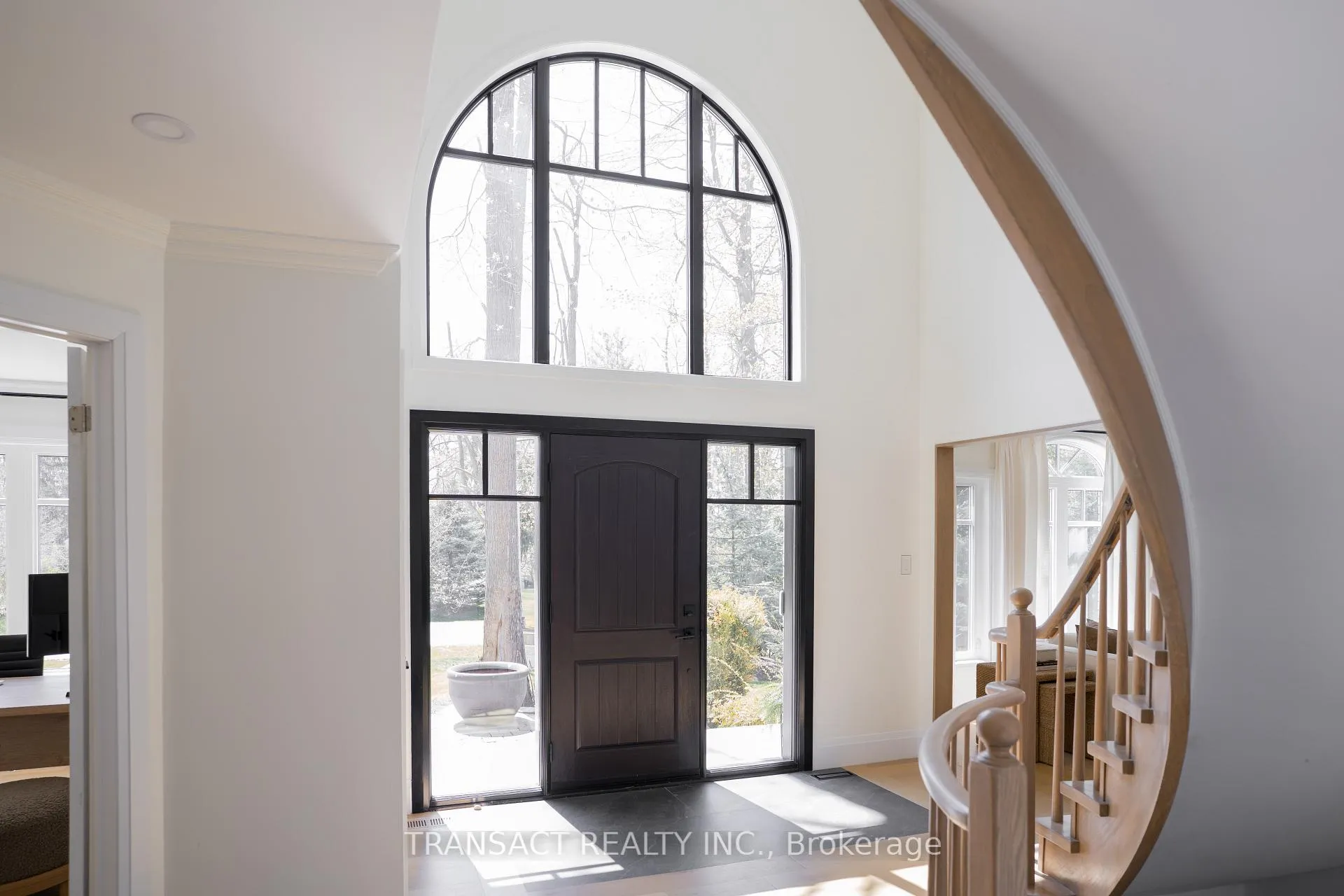 Photo 3 of 28 Alana Drive, Springwater, Centre Vespra — HOMEH