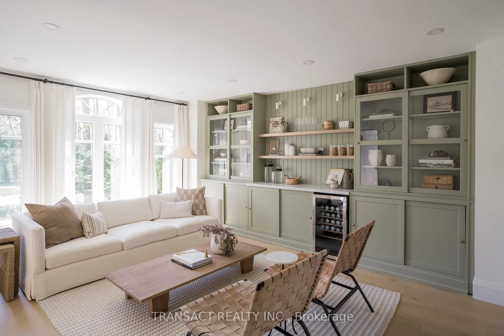 Photo 7 of 28 Alana Drive, Springwater, Centre Vespra — HOMEH