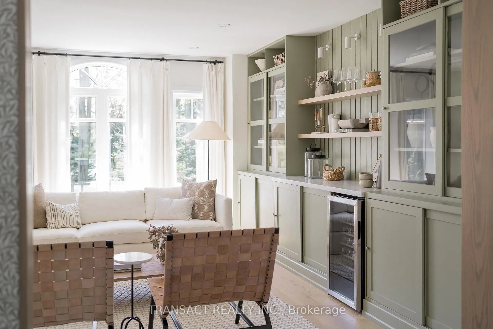 Photo 8 of 28 Alana Drive, Springwater, Centre Vespra — HOMEH