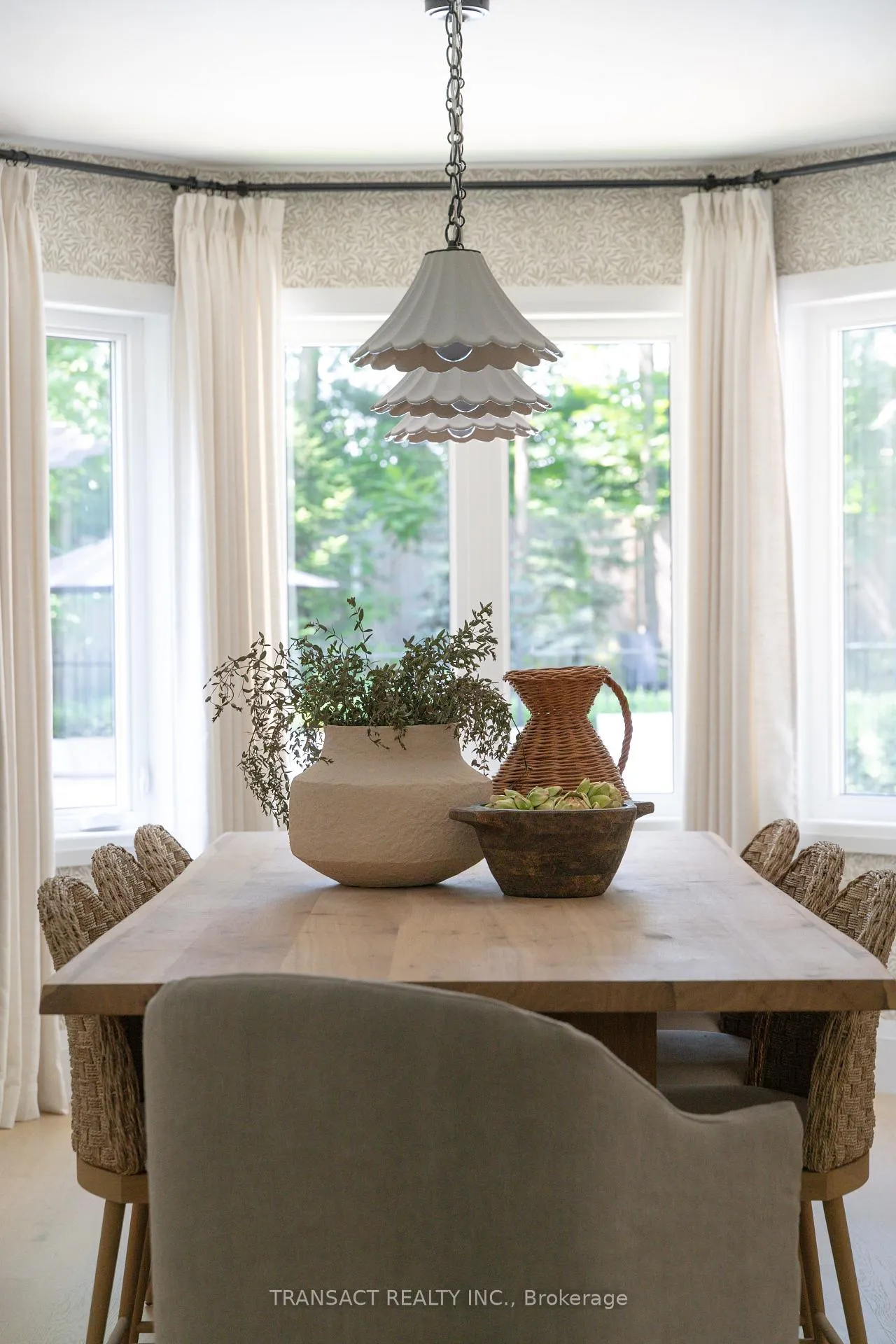 Photo 10 of 28 Alana Drive, Springwater, Centre Vespra — HOMEH
