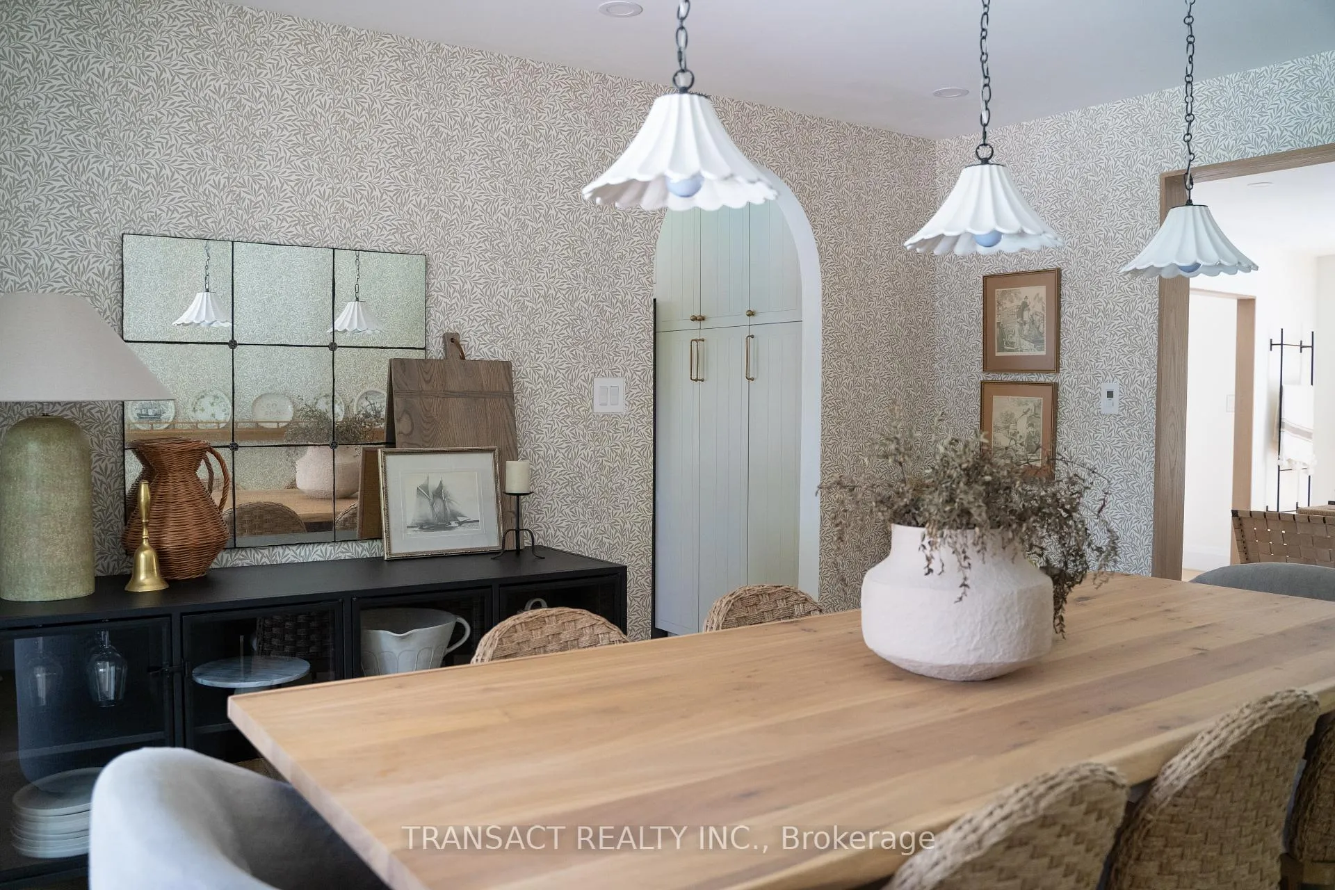 Photo 12 of 28 Alana Drive, Springwater, Centre Vespra — HOMEH
