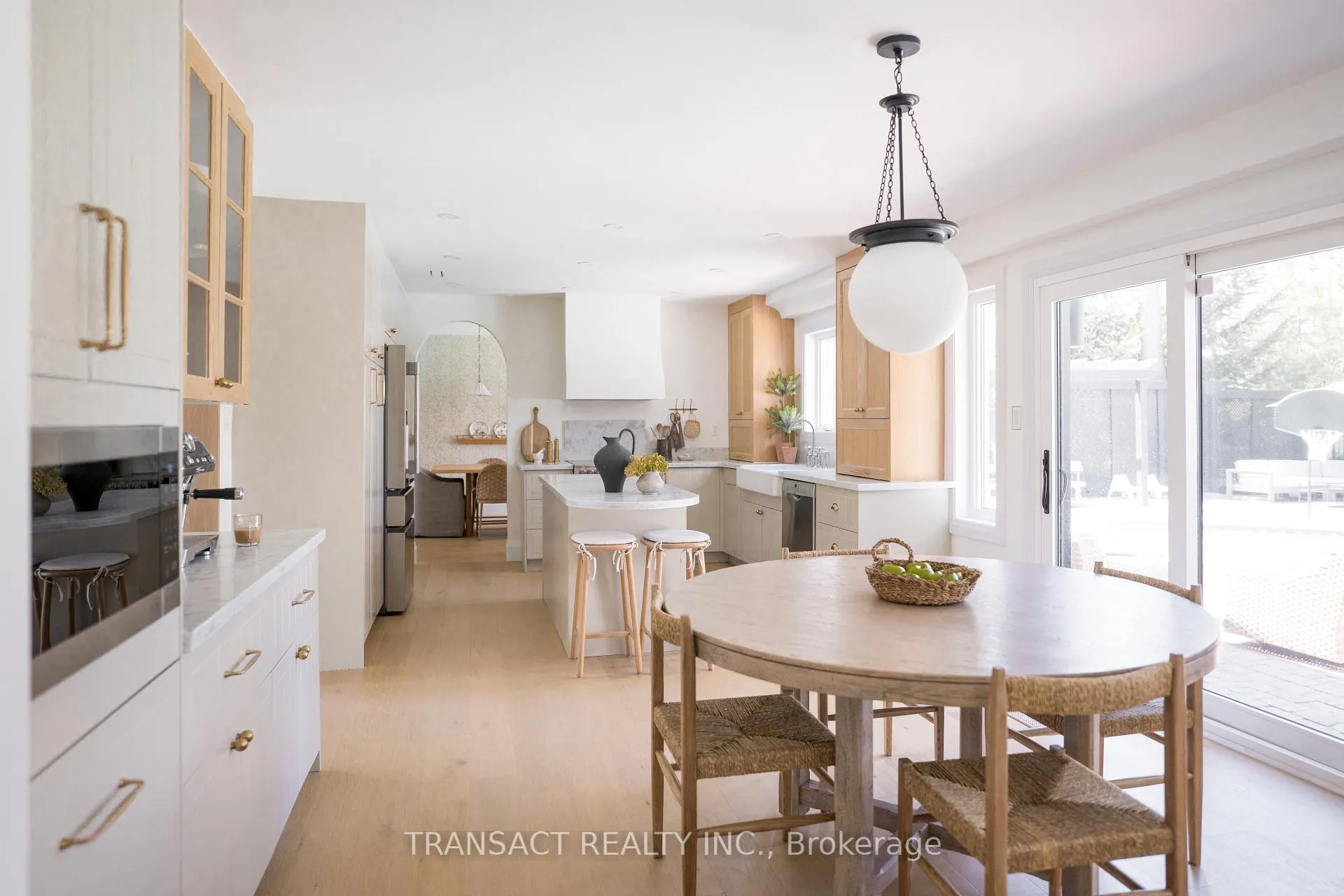 Photo 13 of 28 Alana Drive, Springwater, Centre Vespra — HOMEH