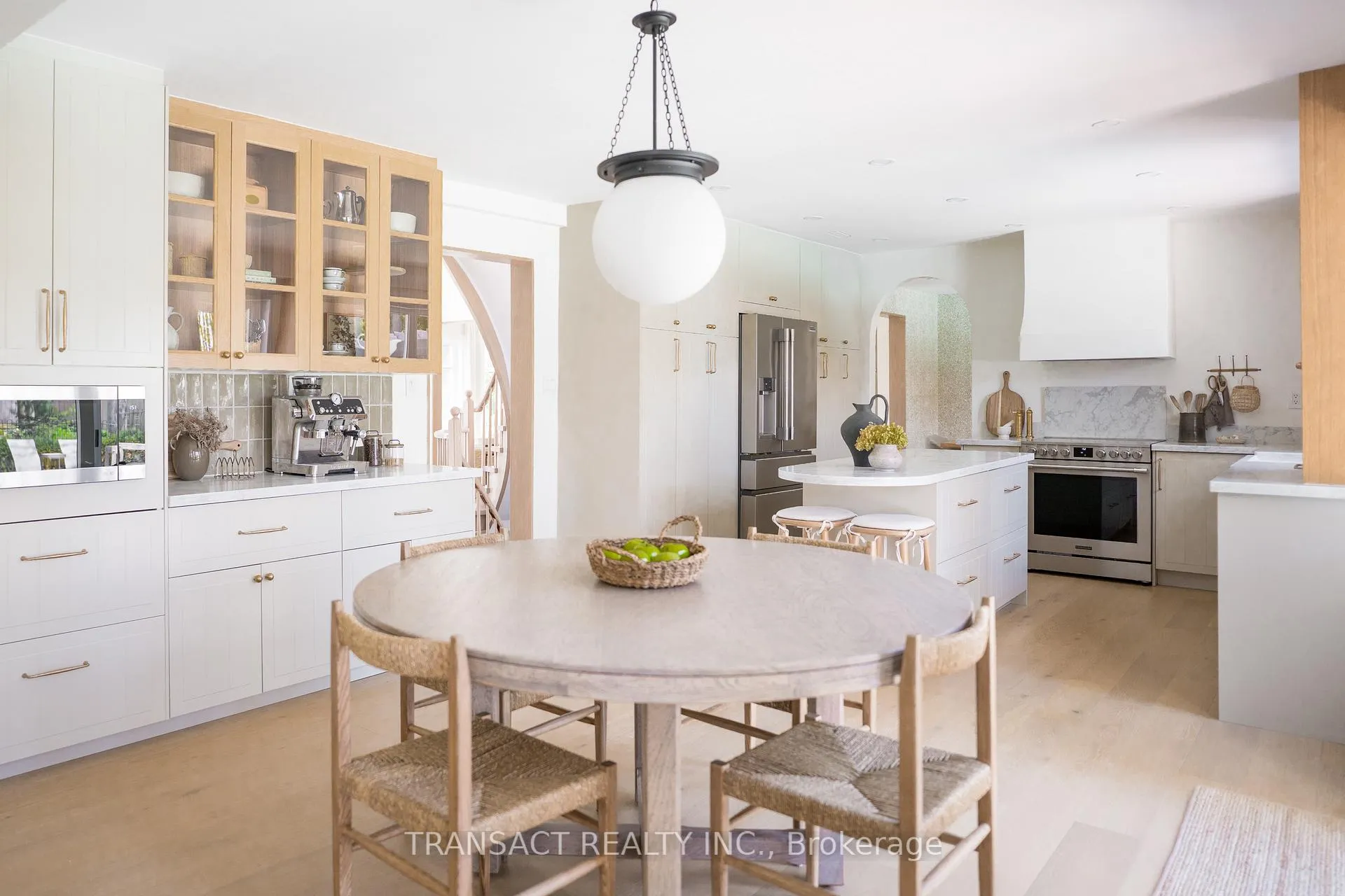 Photo 15 of 28 Alana Drive, Springwater, Centre Vespra — HOMEH