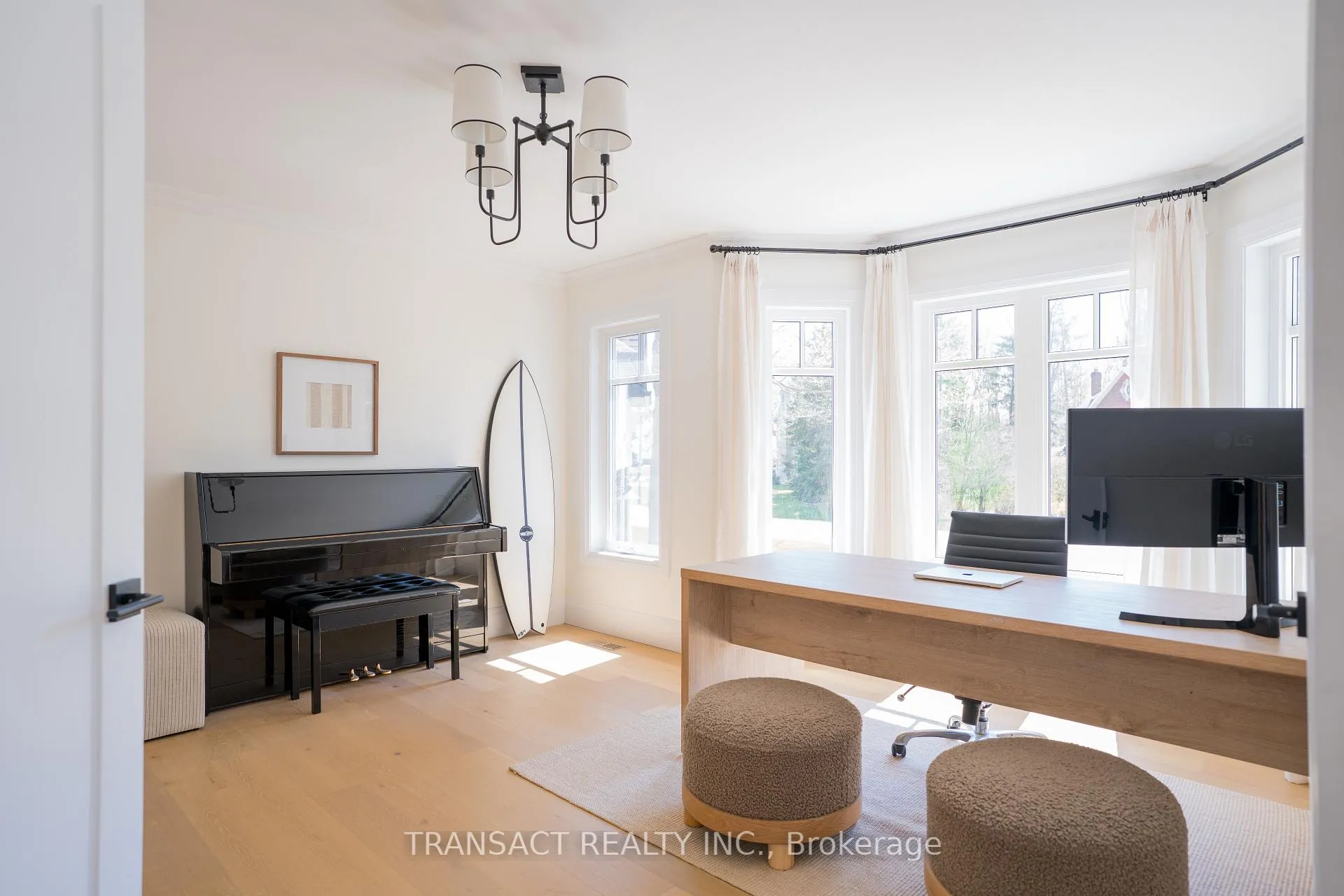 Photo 24 of 28 Alana Drive, Springwater, Centre Vespra — HOMEH