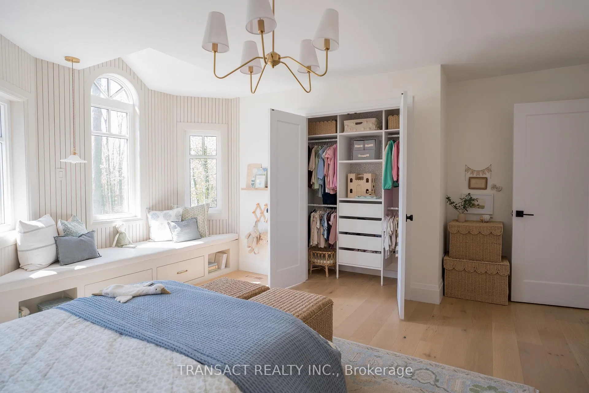 Photo 33 of 28 Alana Drive, Springwater, Centre Vespra — HOMEH