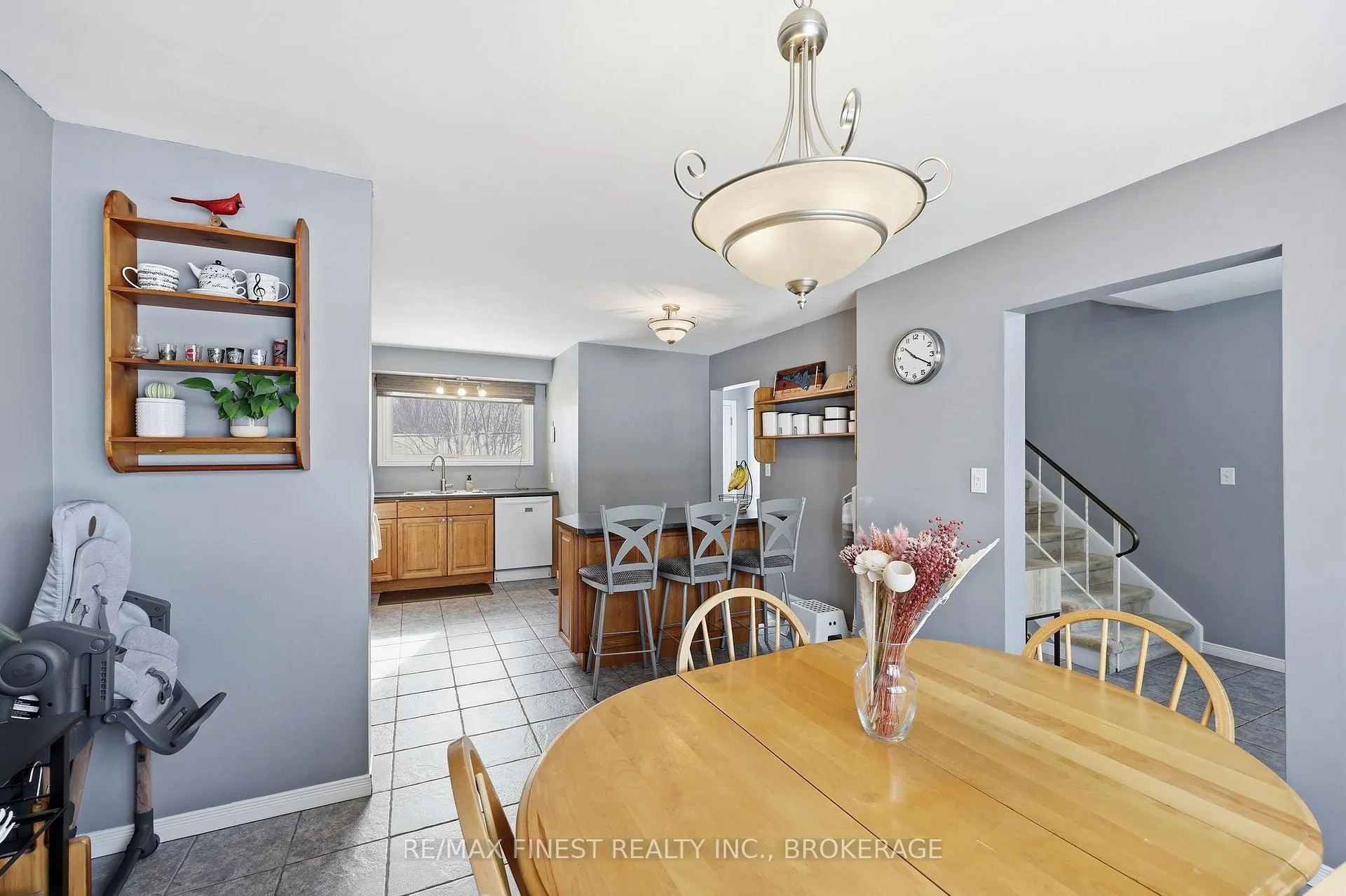 Photo 4 of 140 Falkirk Terrace, Kingston, City SouthWest — HOMEH