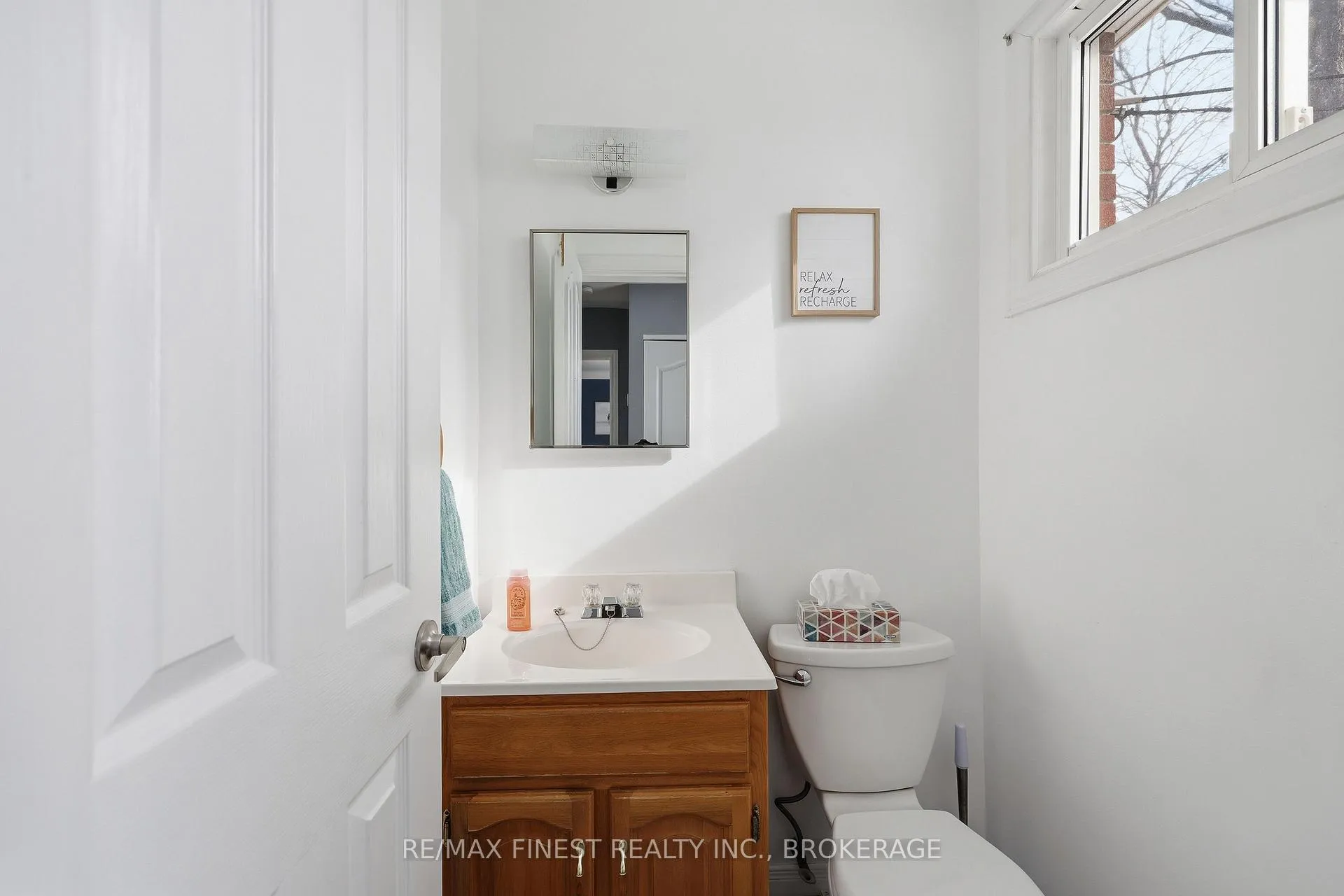 Photo 7 of 140 Falkirk Terrace, Kingston, City SouthWest — HOMEH