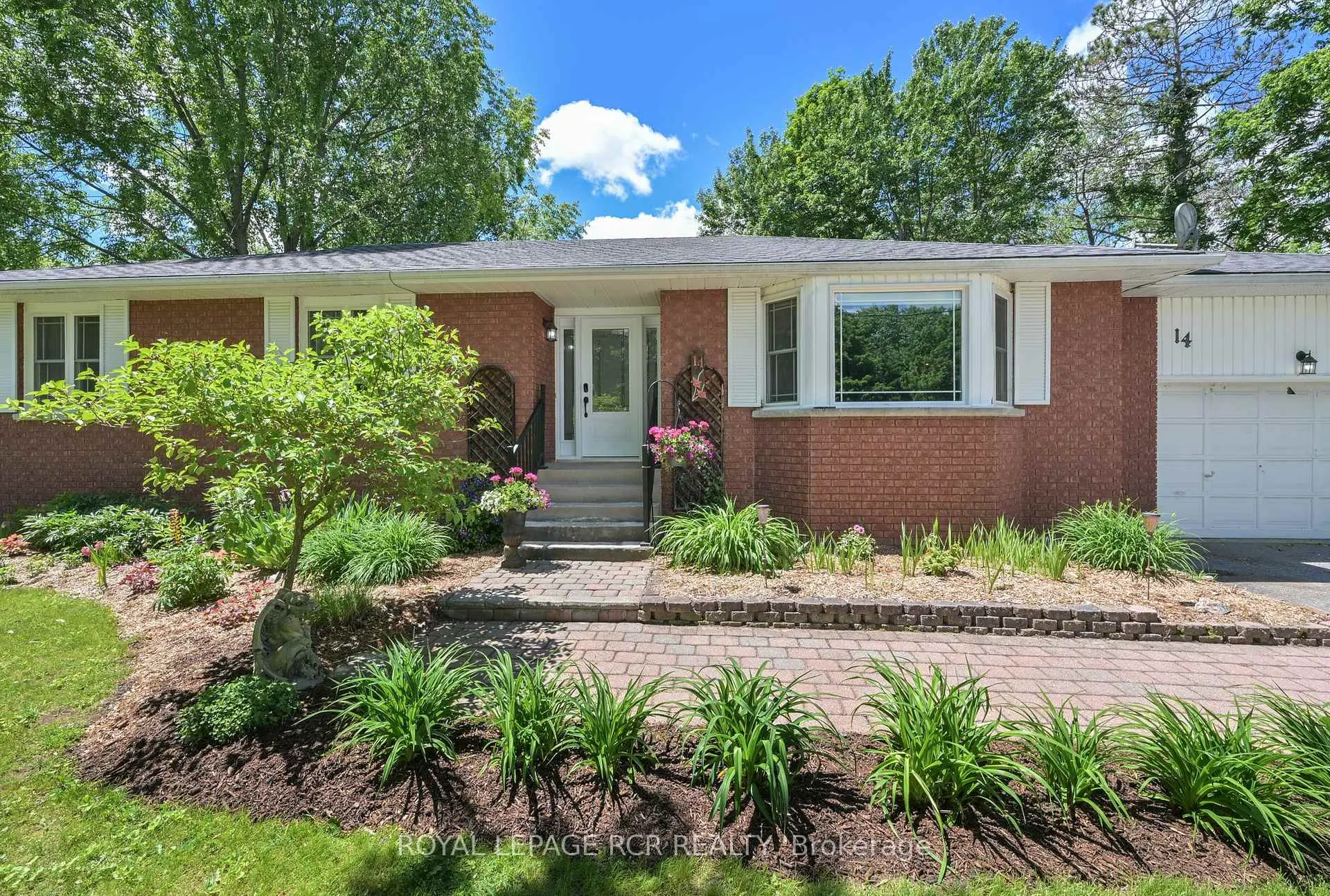 Photo 3 of 14 Clarendon Street, Clearview, New Lowell — HOMEH
