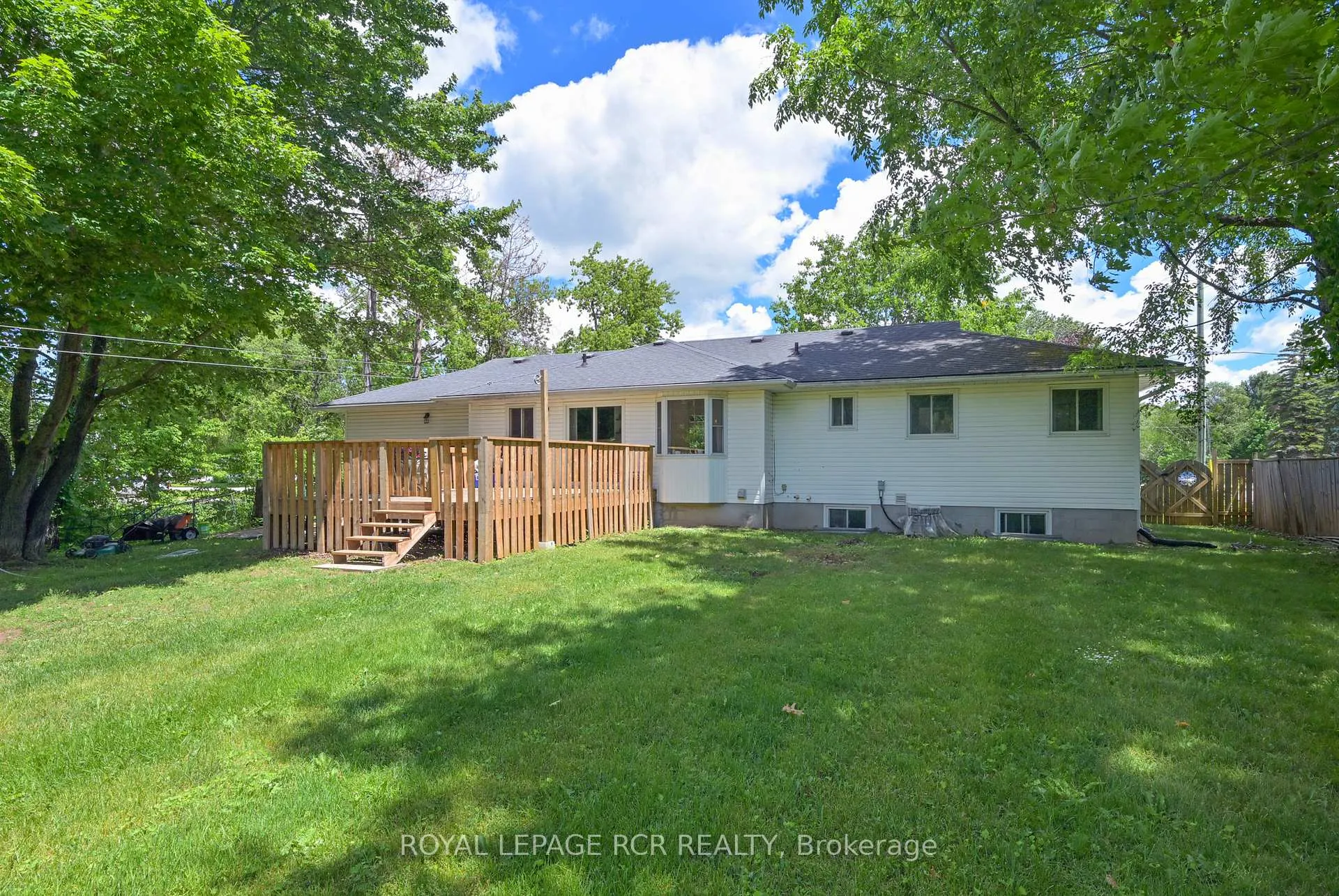 Photo 31 of 14 Clarendon Street, Clearview, New Lowell — HOMEH