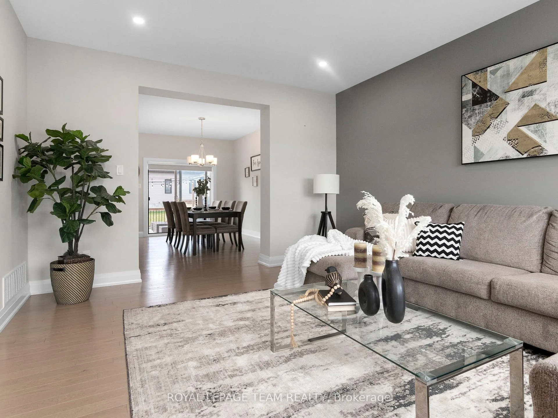 Photo 5 of 149 Argile Street, Casselman, Casselman — HOMEH