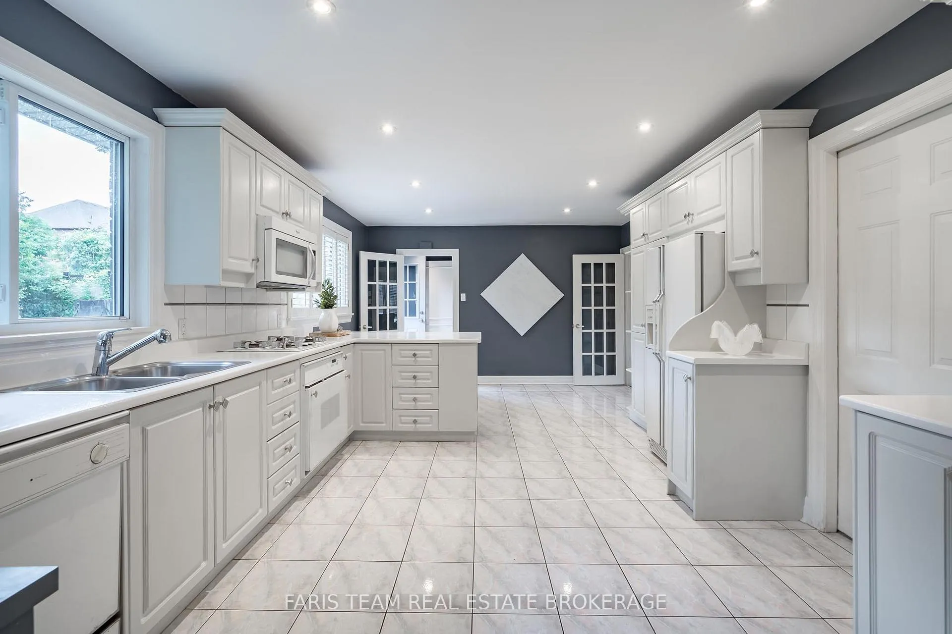 Photo 9 of 52 May Avenue, Richmond Hill, North Richvale — HOMEH