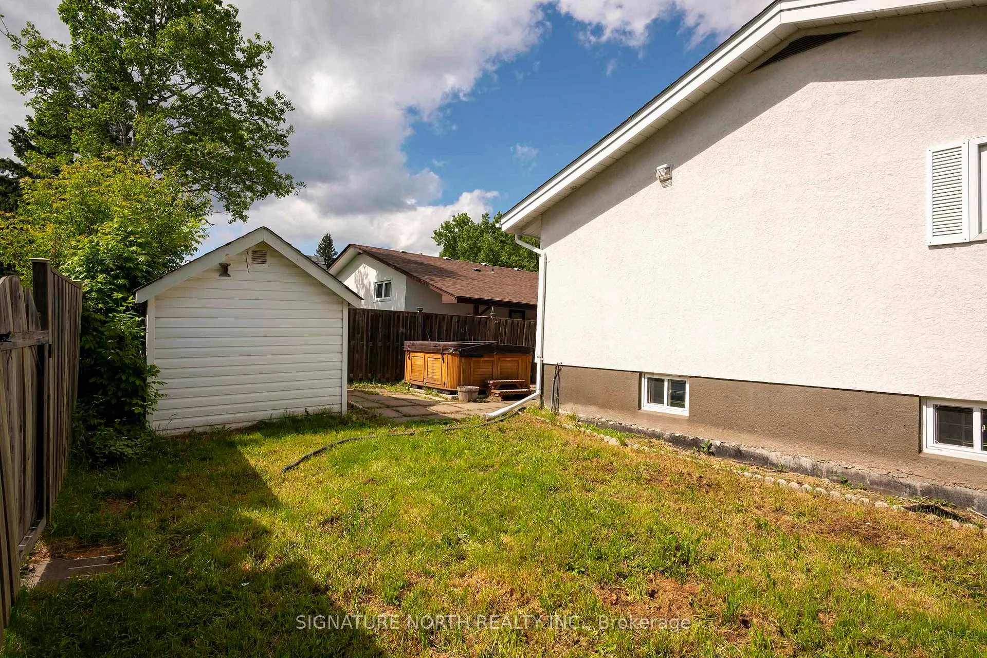 Photo 10 of 189 Evans Street, Thunder Bay, River Terrace — HOMEH