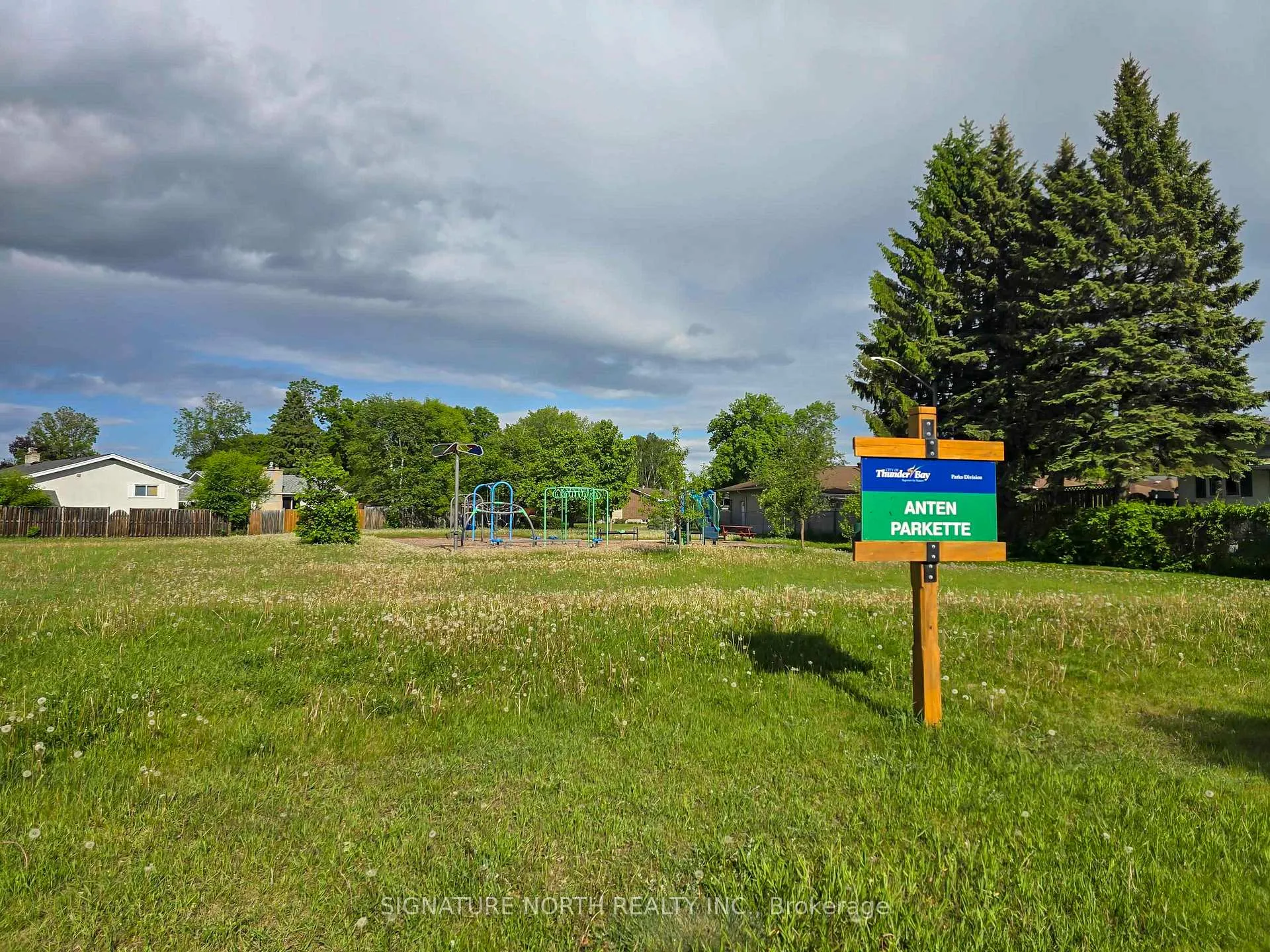 Photo 14 of 189 Evans Street, Thunder Bay, River Terrace — HOMEH