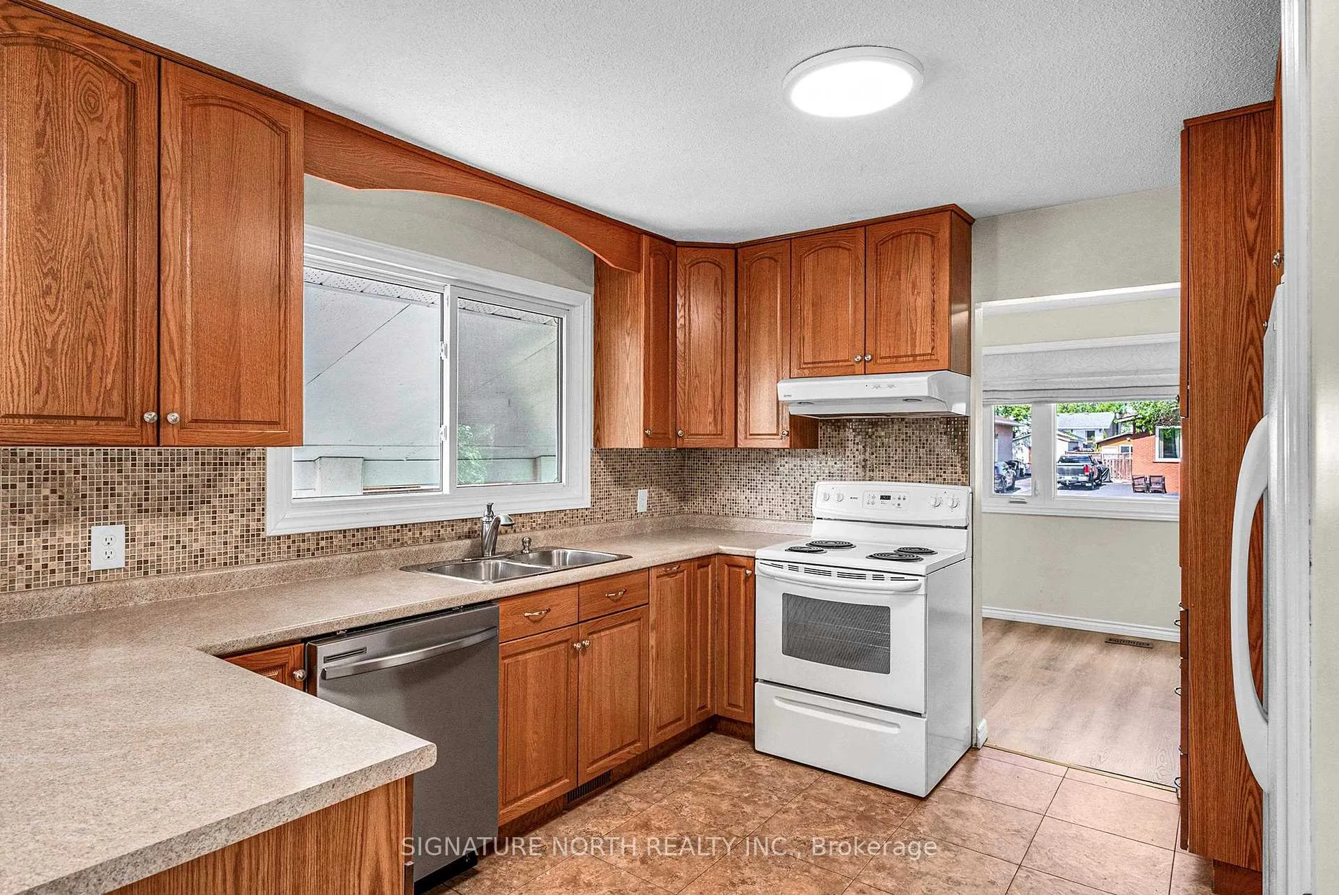 Photo 22 of 189 Evans Street, Thunder Bay, River Terrace — HOMEH