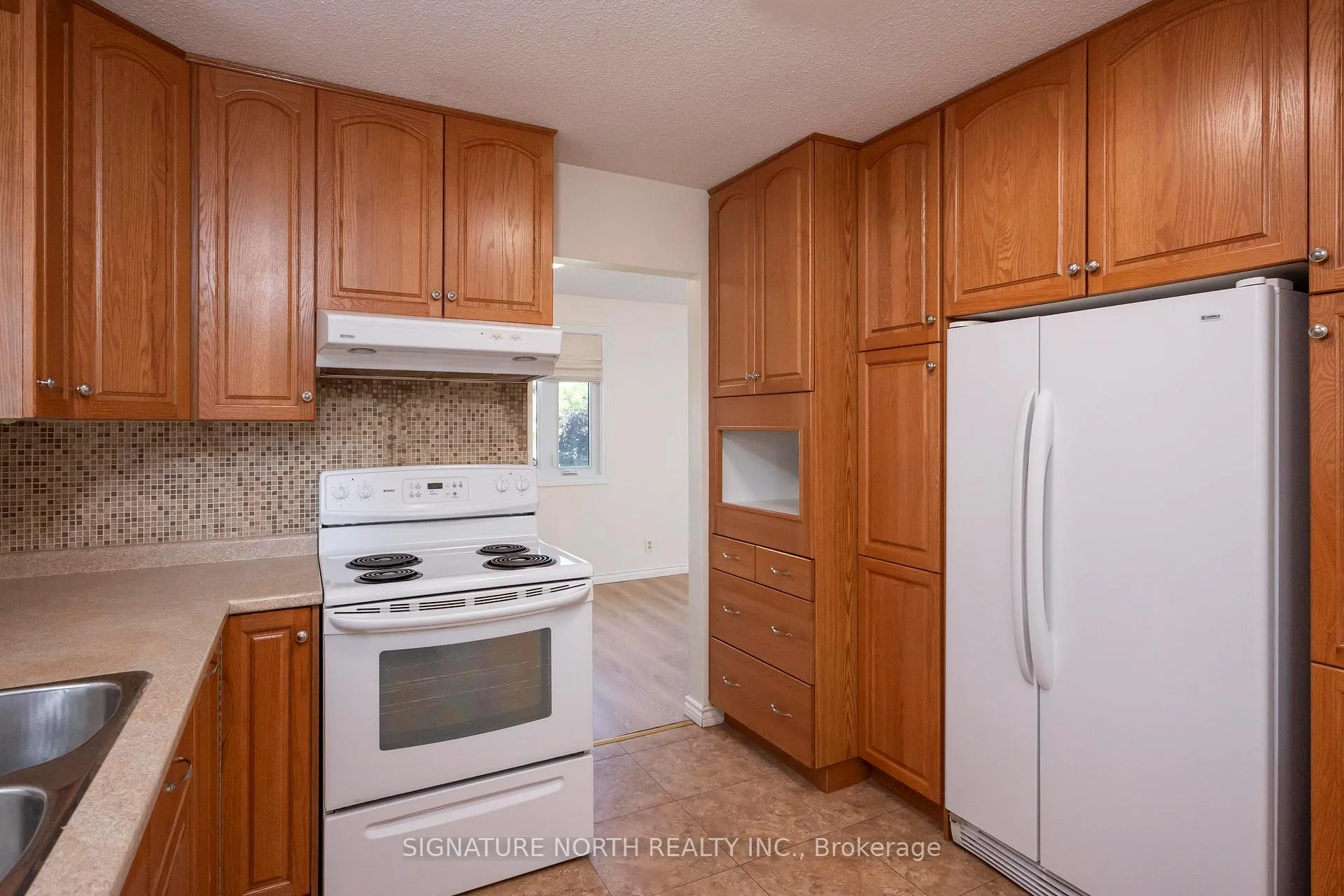 Photo 23 of 189 Evans Street, Thunder Bay, River Terrace — HOMEH