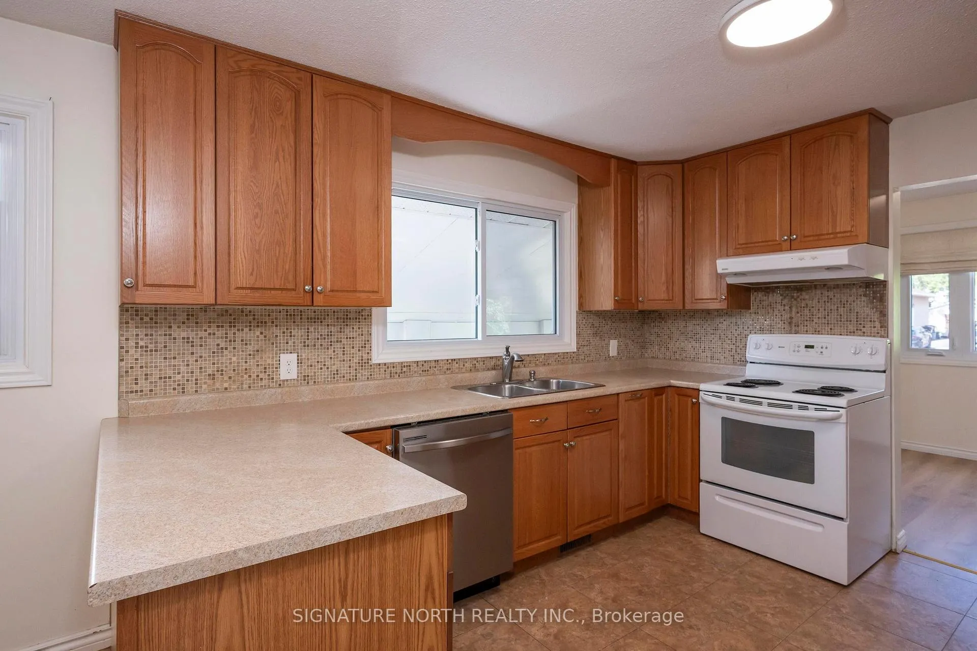 Photo 26 of 189 Evans Street, Thunder Bay, River Terrace — HOMEH