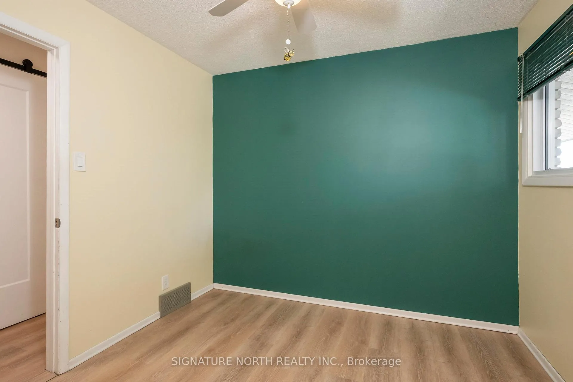 Photo 32 of 189 Evans Street, Thunder Bay, River Terrace — HOMEH