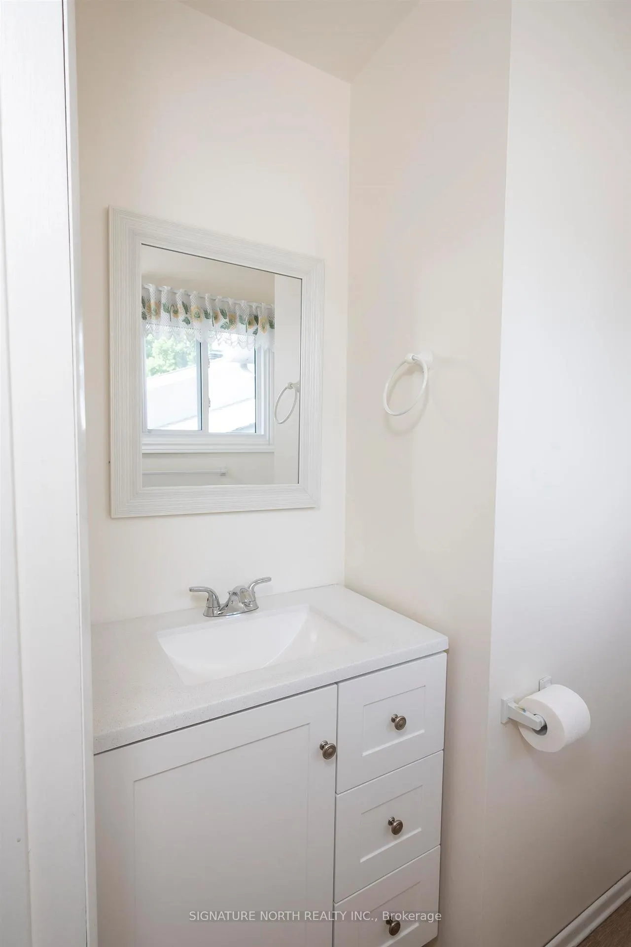 Photo 40 of 189 Evans Street, Thunder Bay, River Terrace — HOMEH