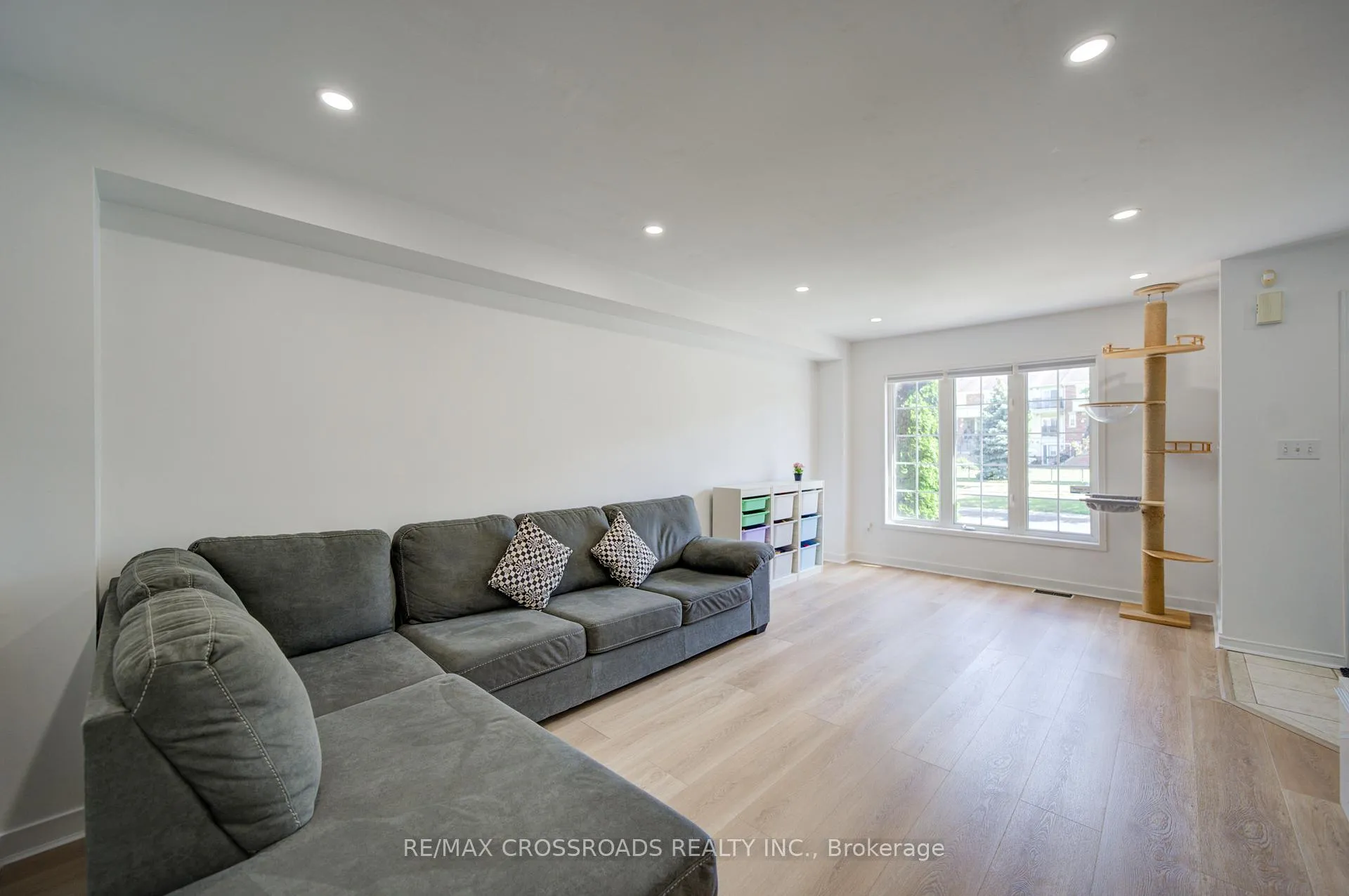 Photo 4 of 2278 Bur Oak Avenue, Markham, Greensborough — HOMEH