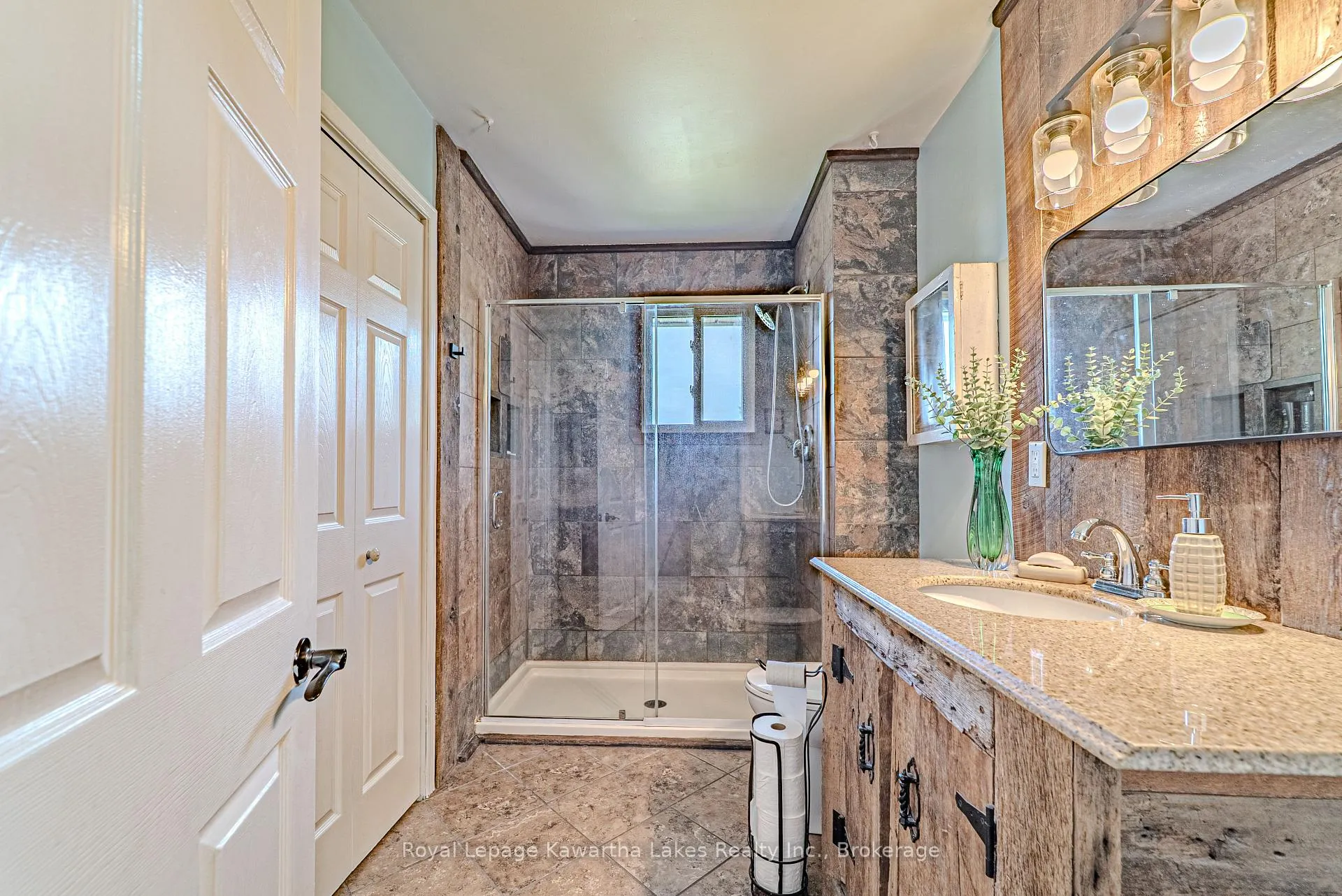Photo 25 of 1343 Elm Tree Road, Kawartha Lakes, Ops — HOMEH