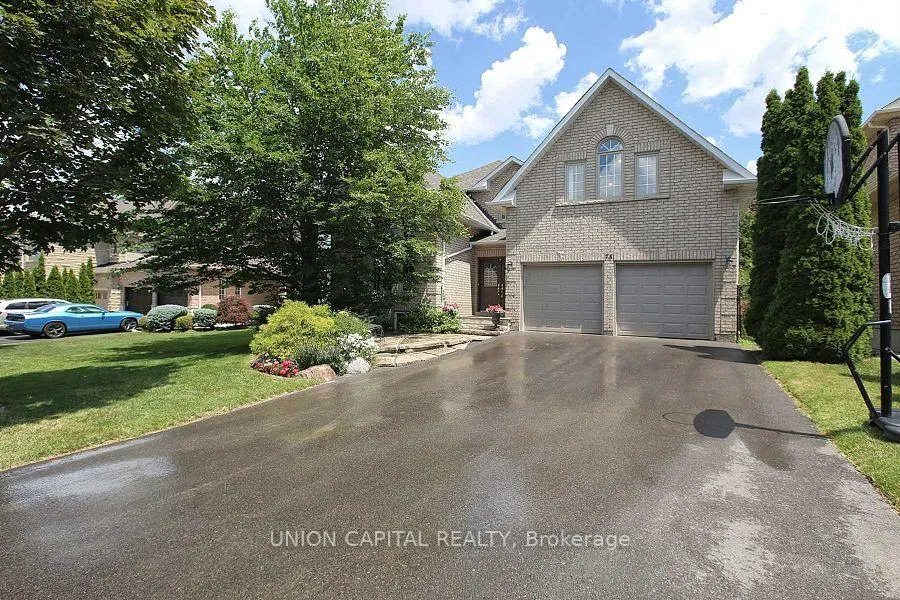 Photo 1 of 75 Langtry Place, Vaughan, Uplands — HOMEH