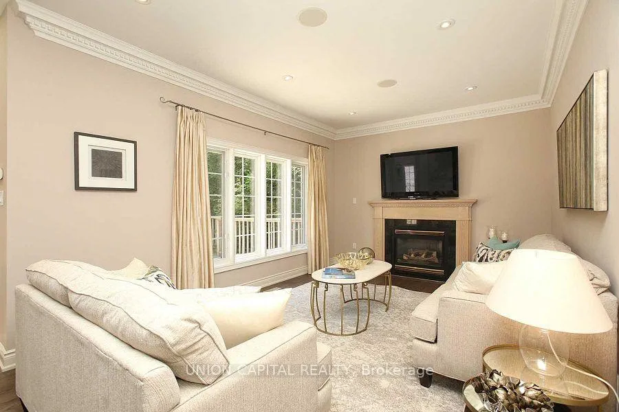 Photo 9 of 75 Langtry Place, Vaughan, Uplands — HOMEH