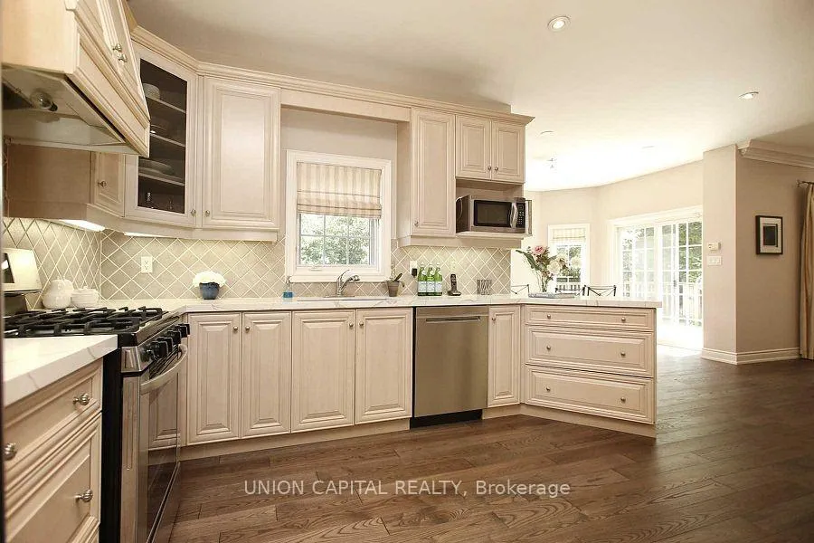 Photo 12 of 75 Langtry Place, Vaughan, Uplands — HOMEH