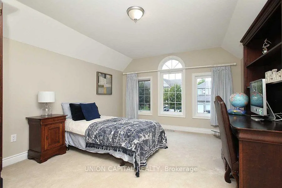 Photo 19 of 75 Langtry Place, Vaughan, Uplands — HOMEH