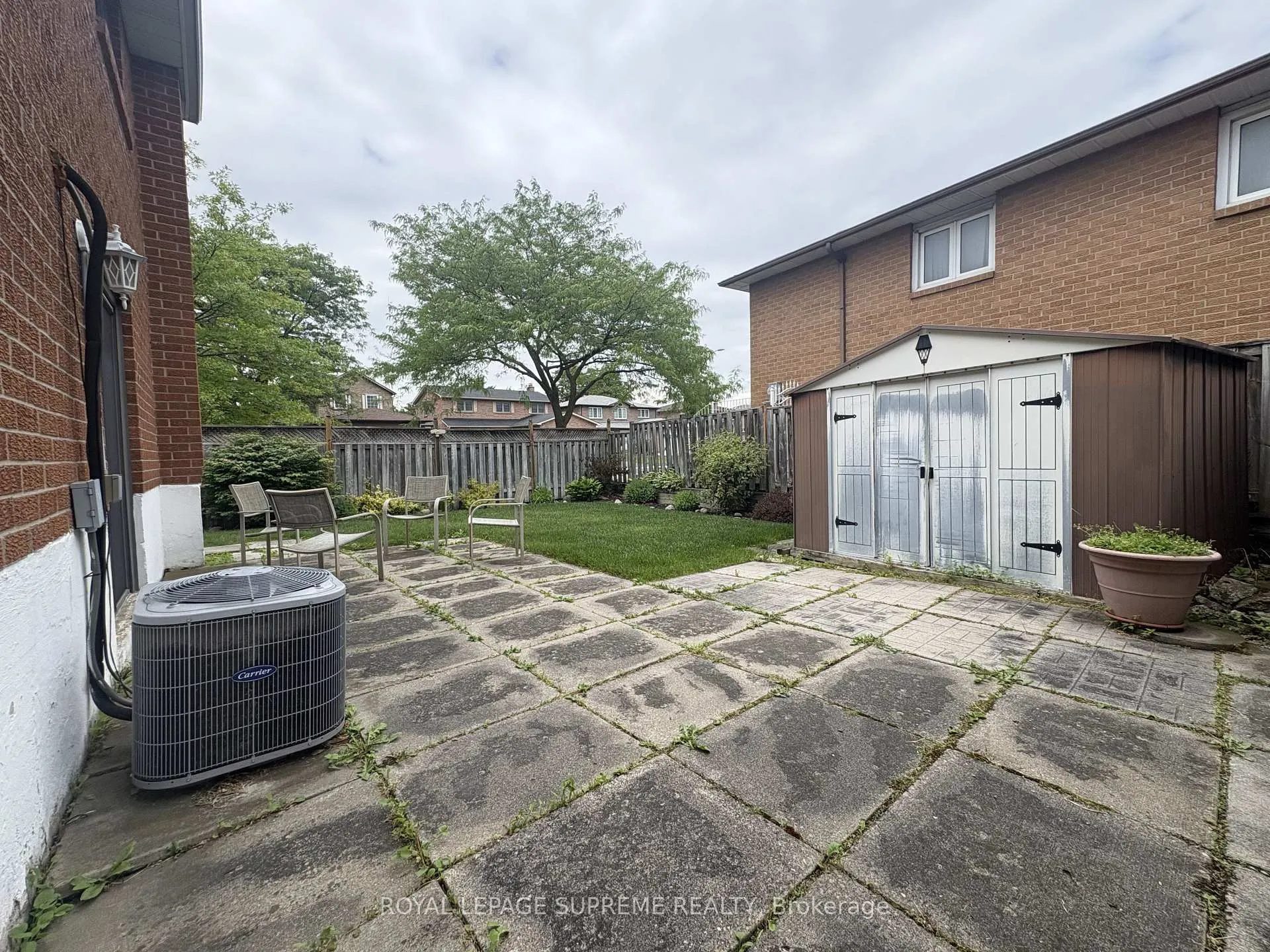 Photo 4 of 966 Lovingston Crescent, Mississauga, Rathwood — HOMEH