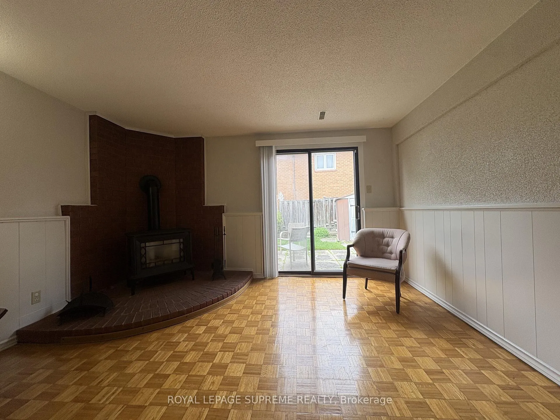 Photo 28 of 966 Lovingston Crescent, Mississauga, Rathwood — HOMEH