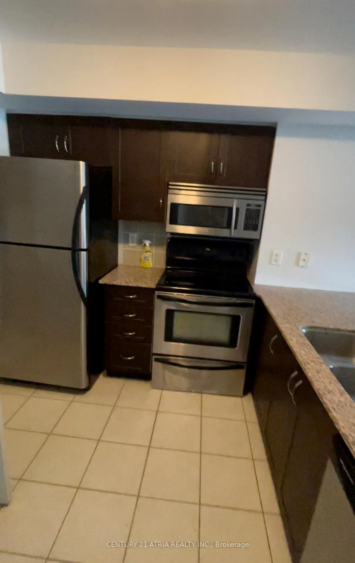 Photo 3 of Unit 608, 50 Disera Drive, Vaughan, Beverley Glen — HOMEH